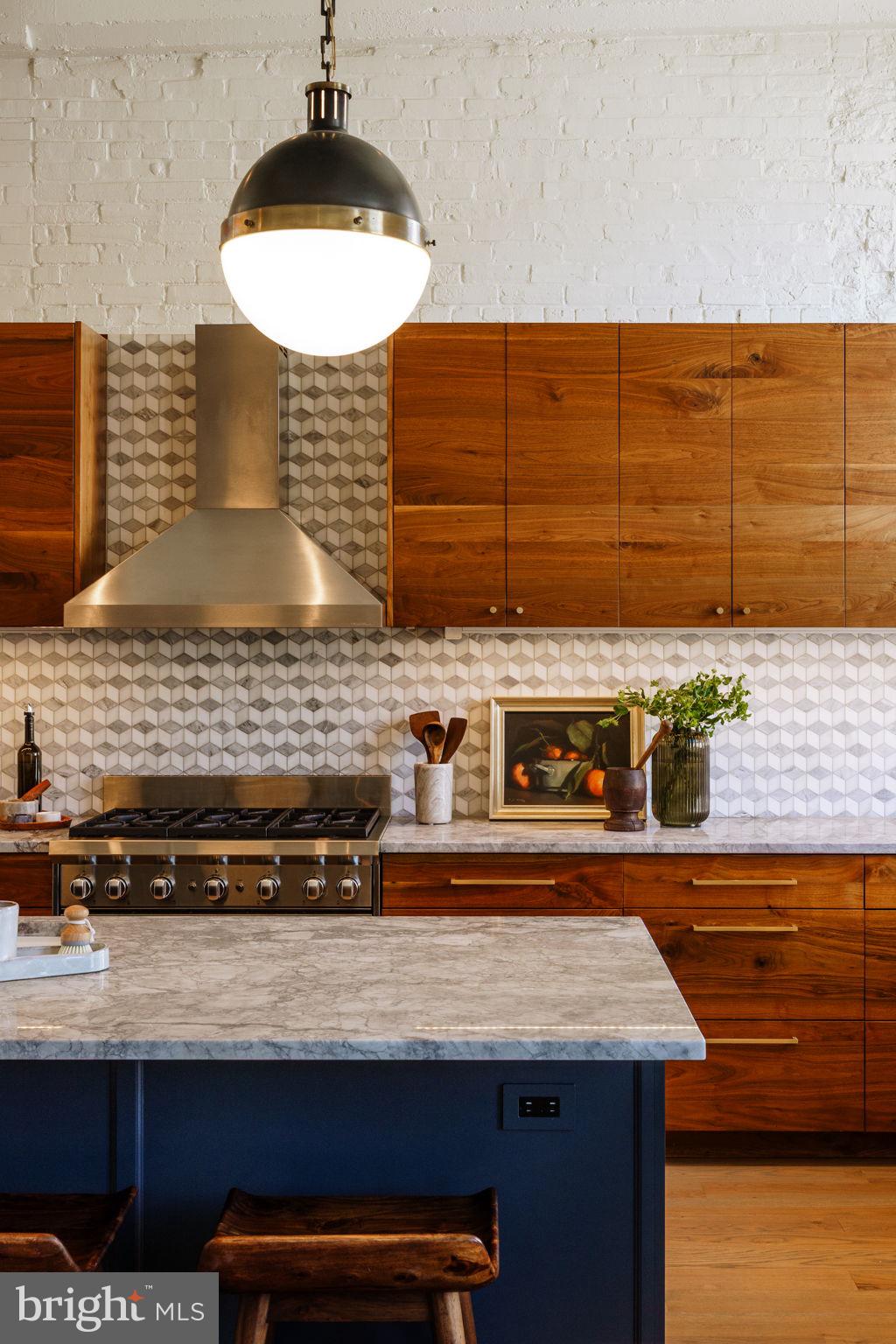 CENTER CITY - Residential