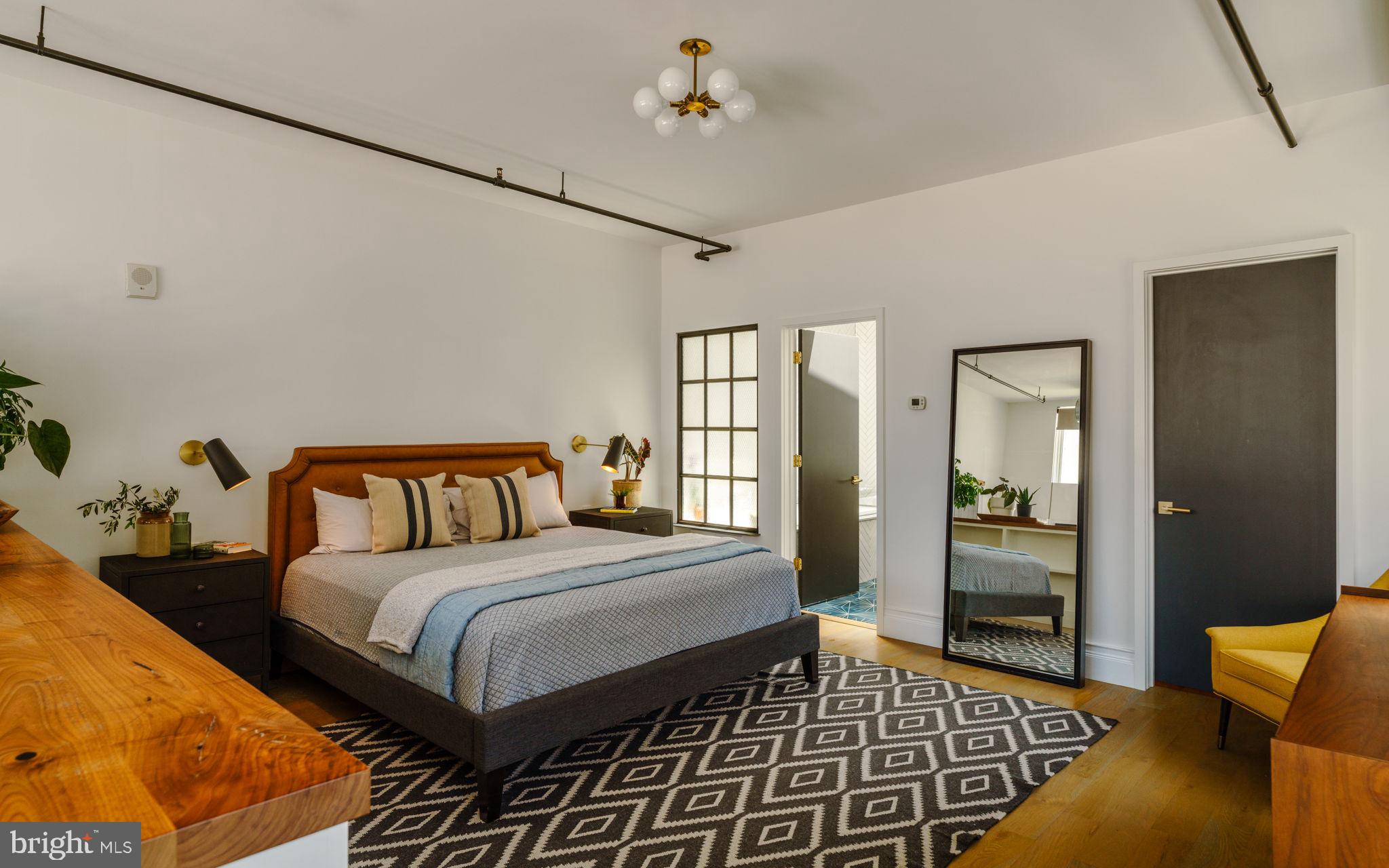 CENTER CITY - Residential