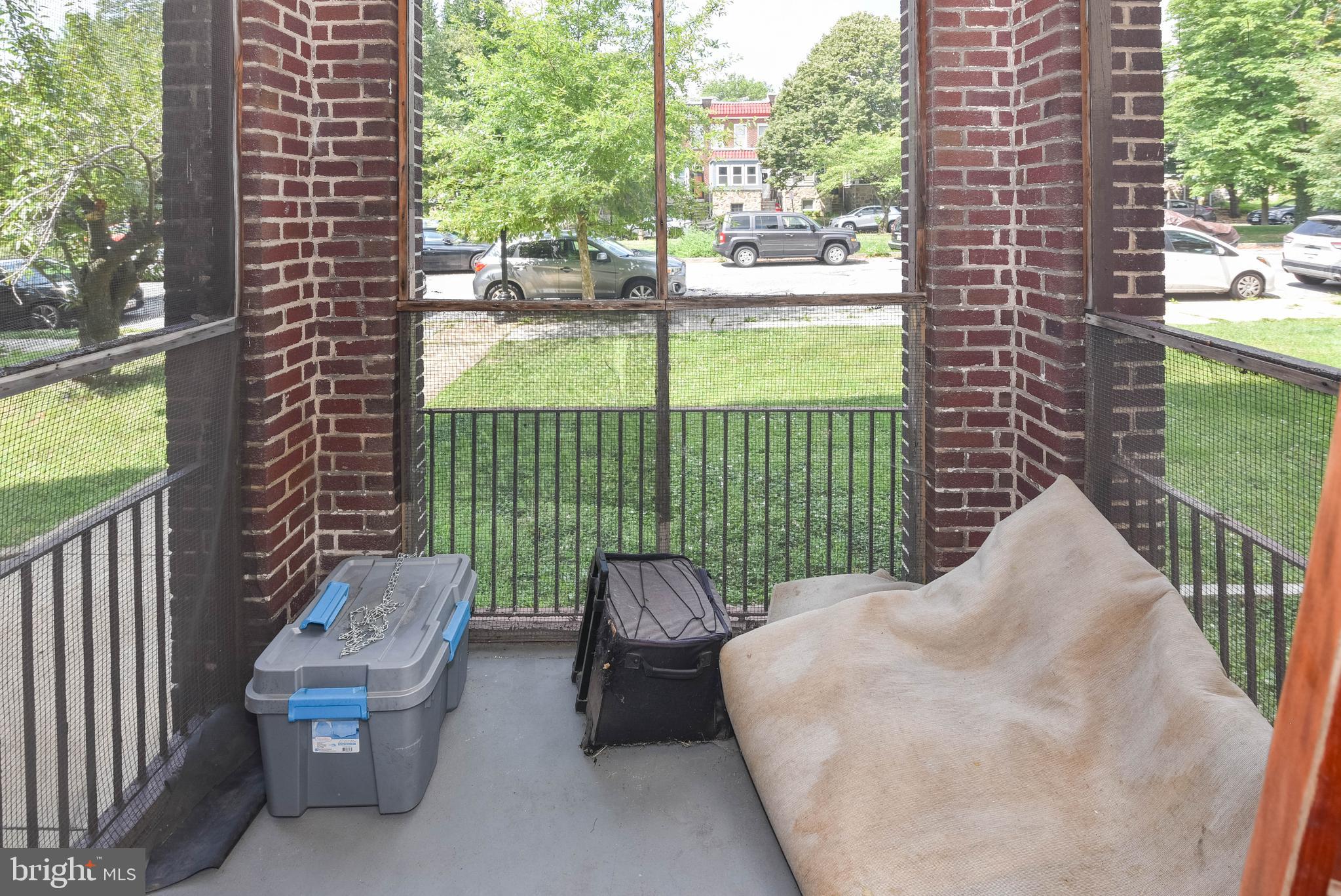 RESERVOIR HILL - Commercial Sale