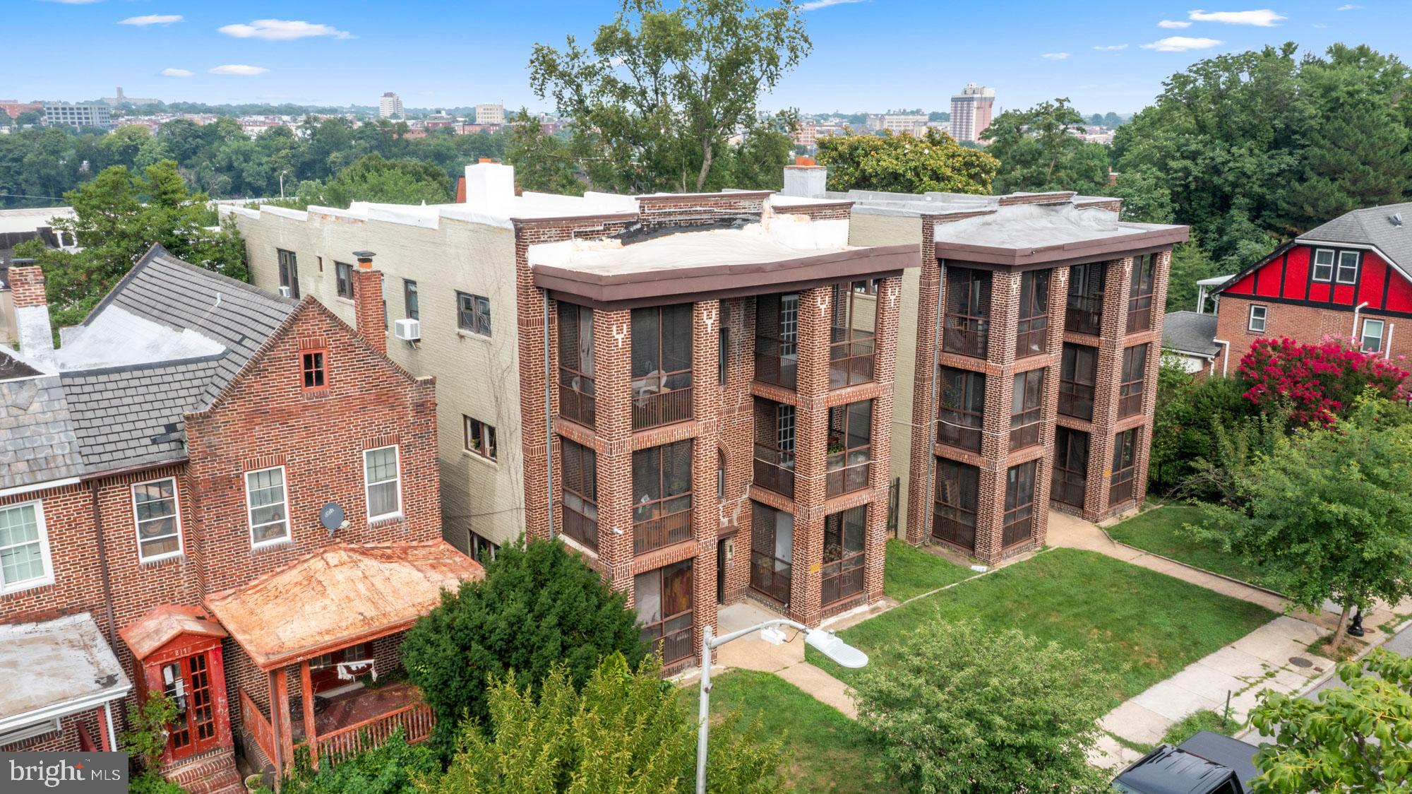 RESERVOIR HILL - Commercial Sale