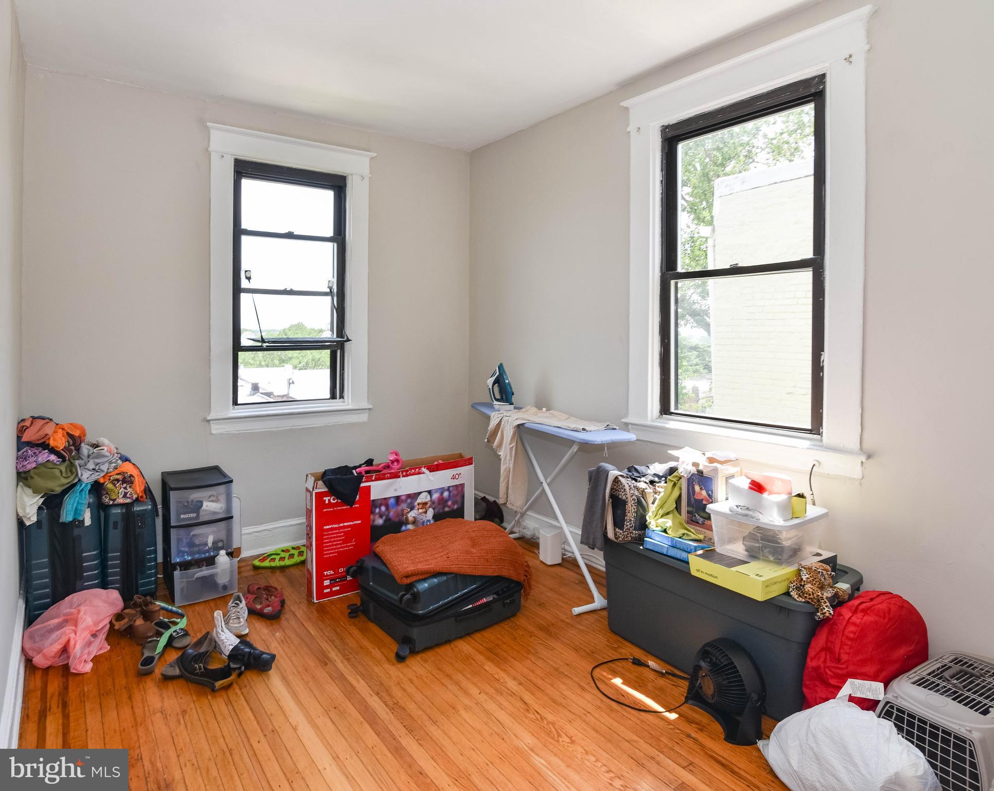 RESERVOIR HILL - Commercial Sale