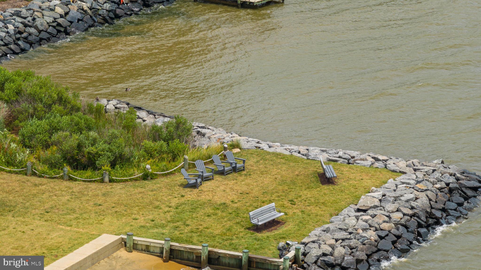 HILLSMERE SHORES - Residential