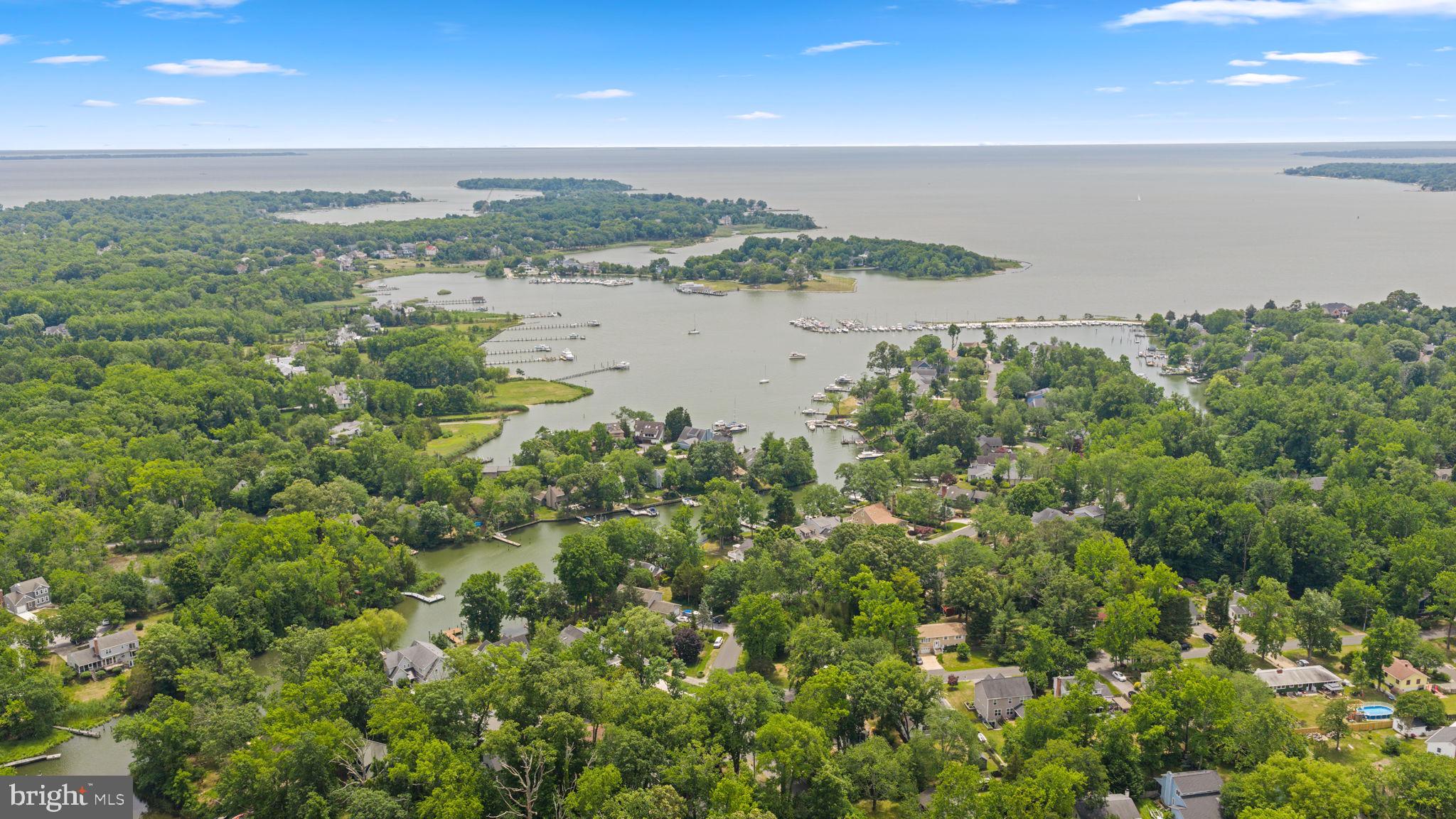 HILLSMERE SHORES - Residential