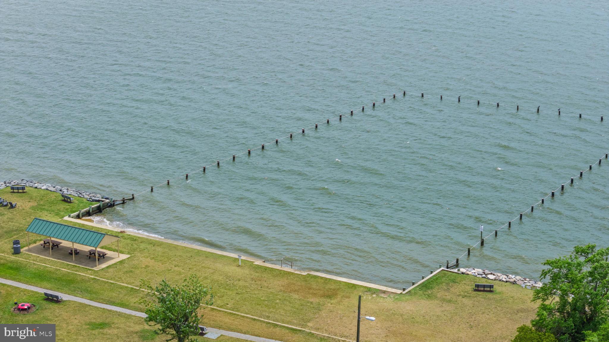 HILLSMERE SHORES - Residential