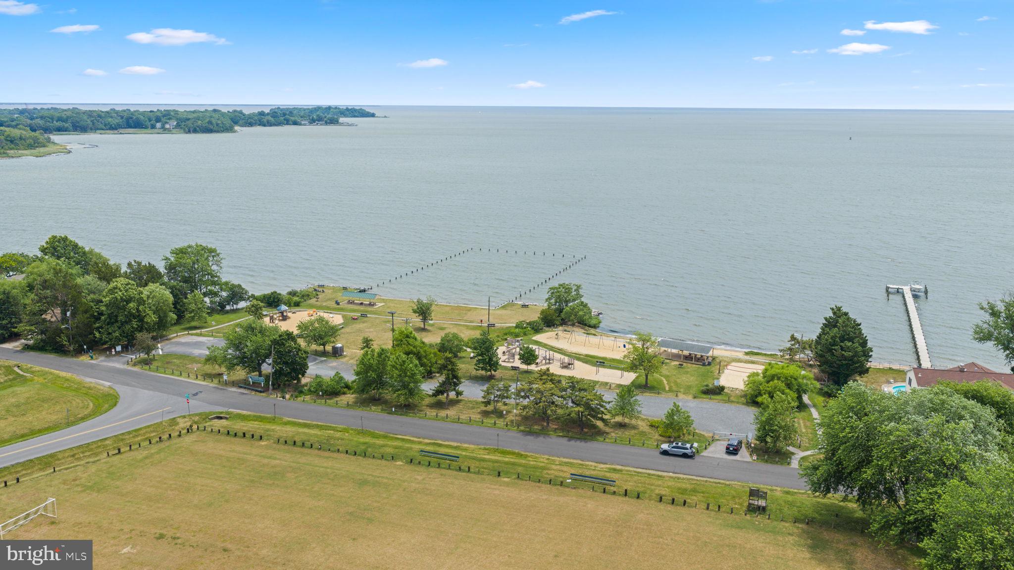 HILLSMERE SHORES - Residential