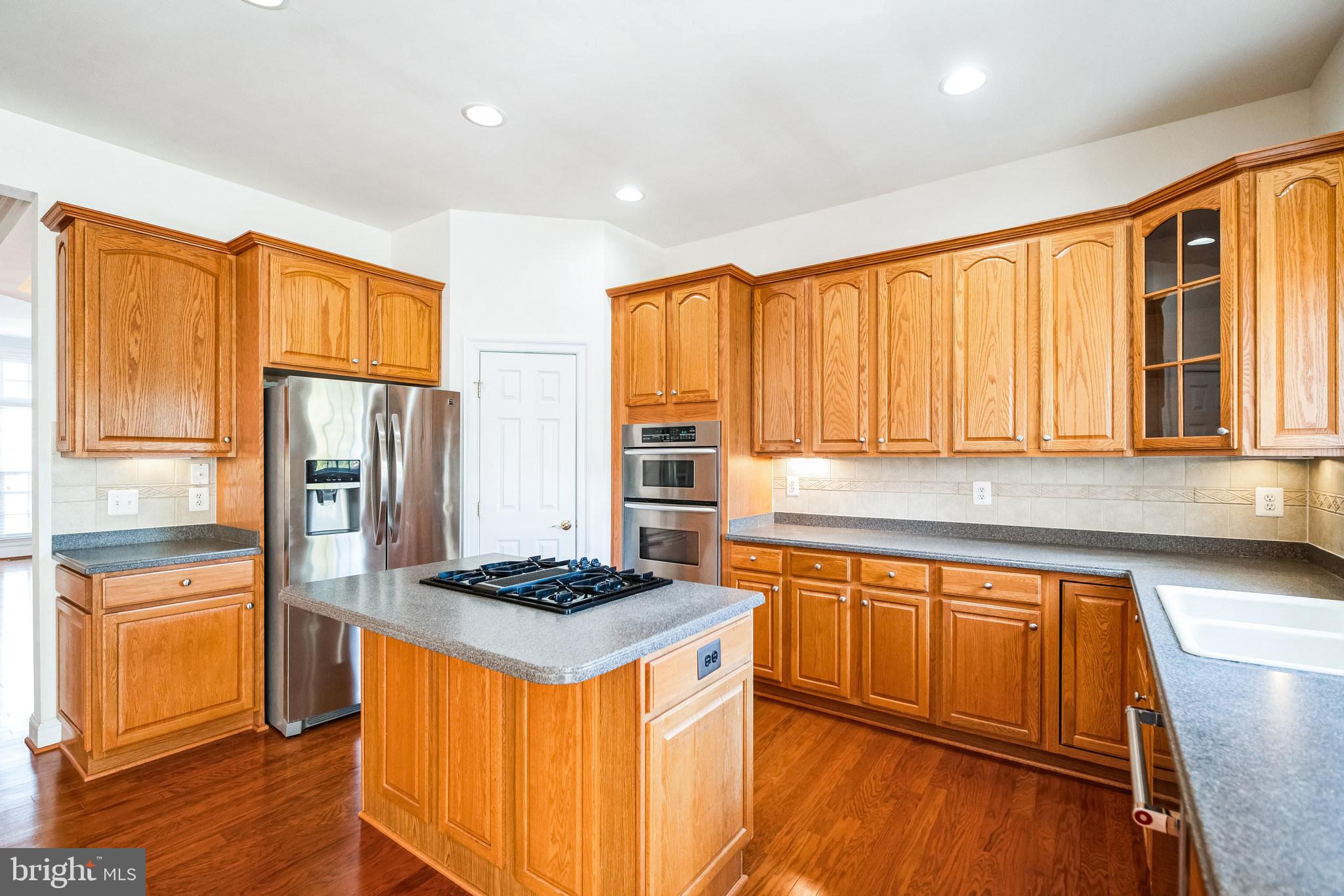 FAIRFAX GATEWAY - Residential Lease