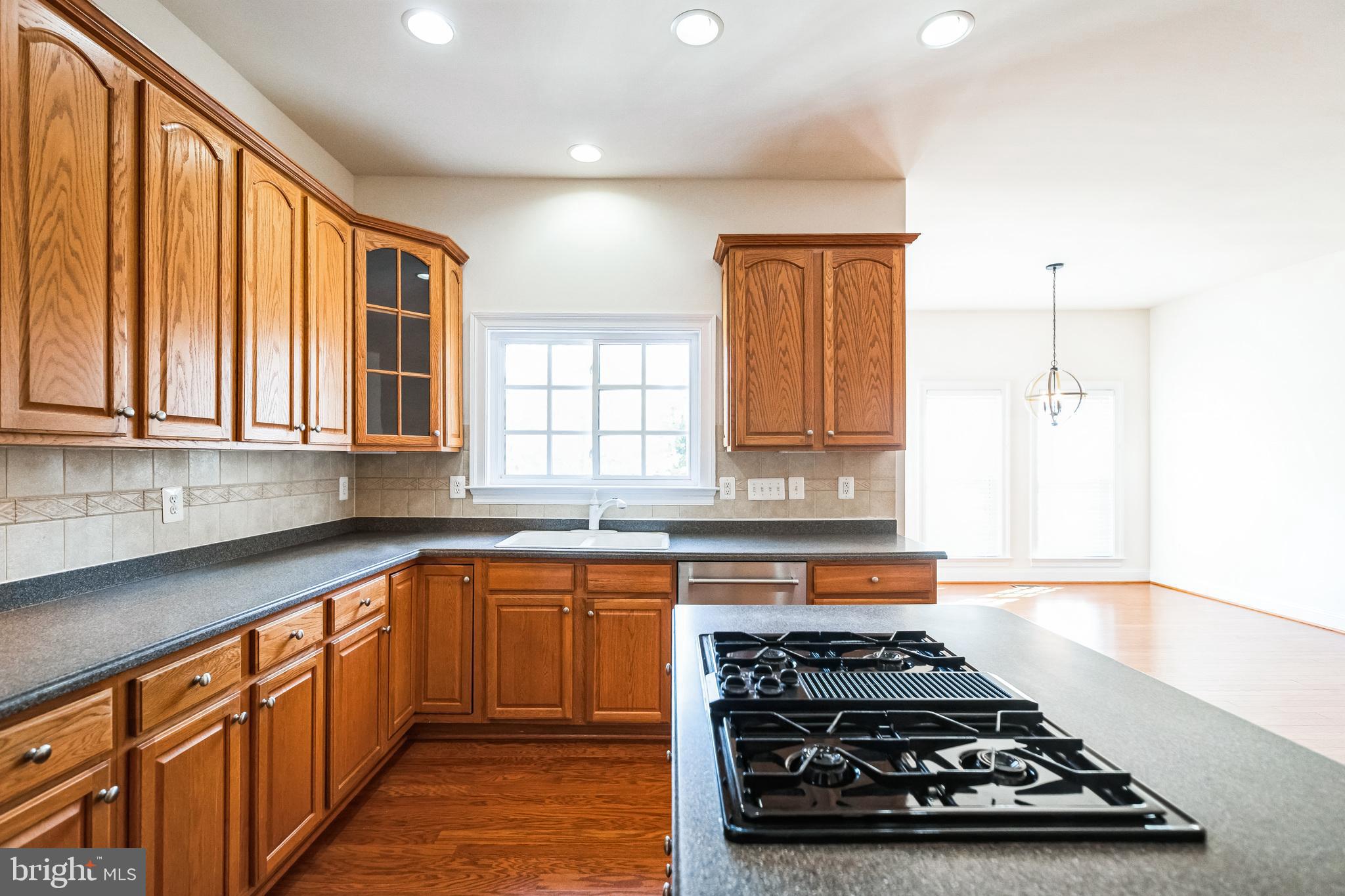 FAIRFAX GATEWAY - Residential Lease