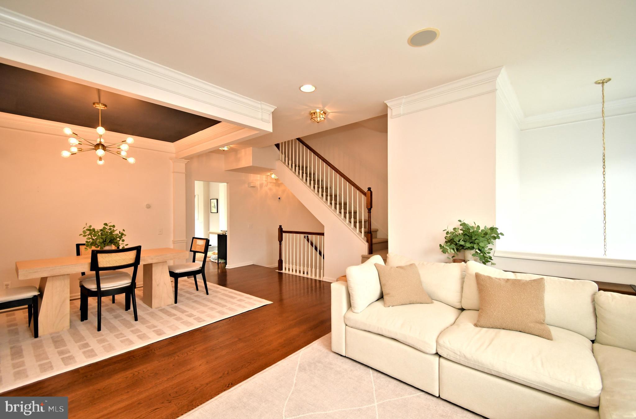 LONGFORD CROSSING - Residential