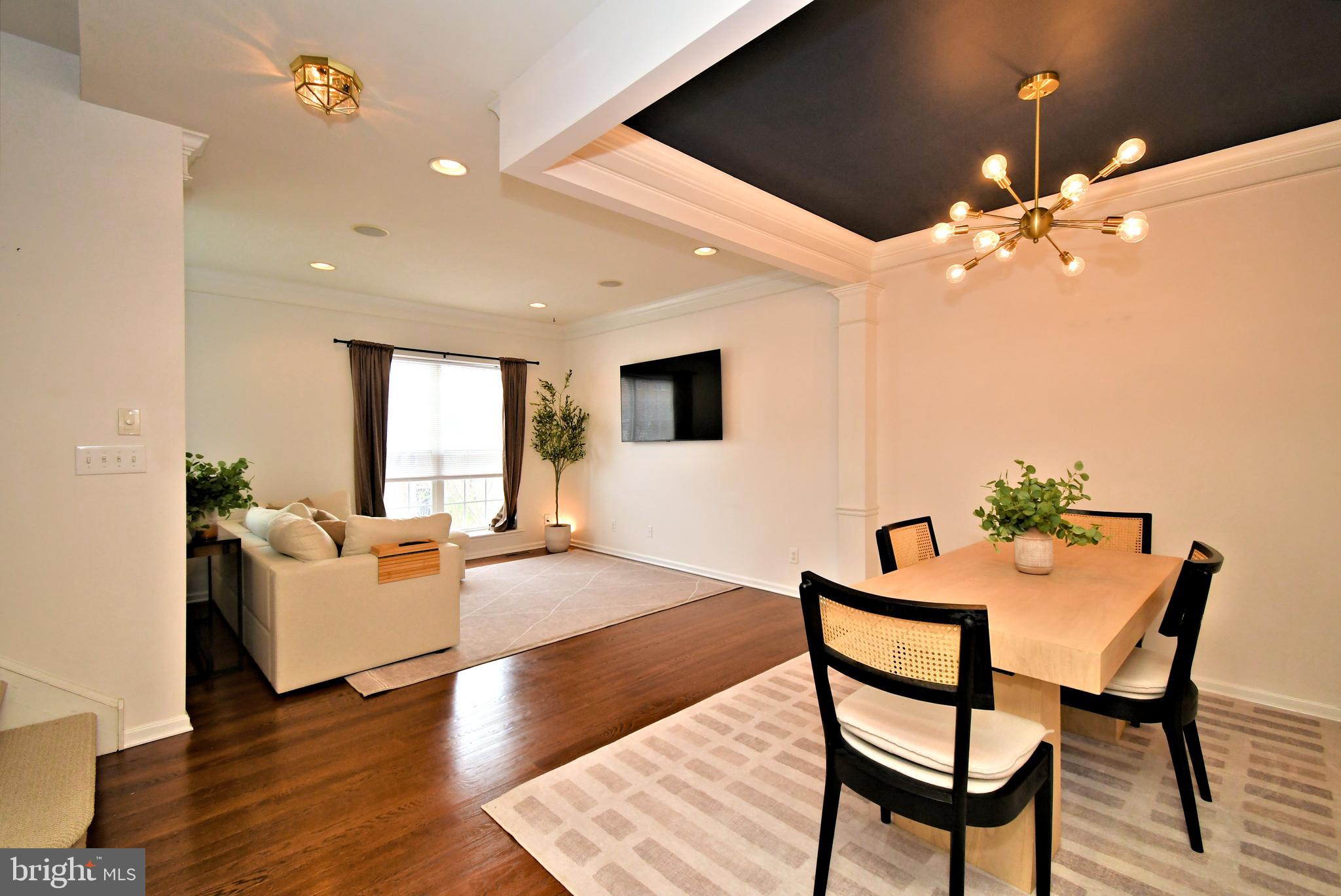 LONGFORD CROSSING - Residential
