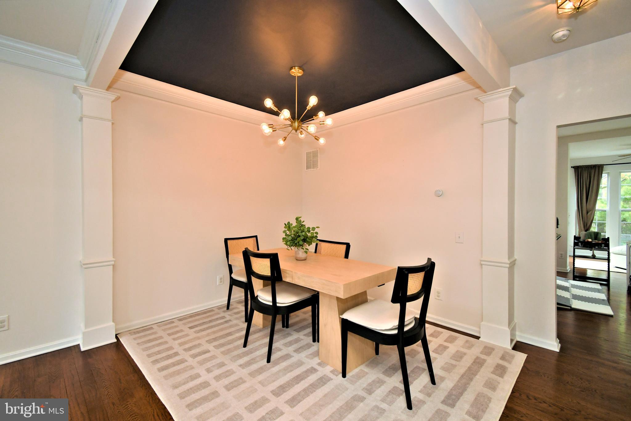 LONGFORD CROSSING - Residential