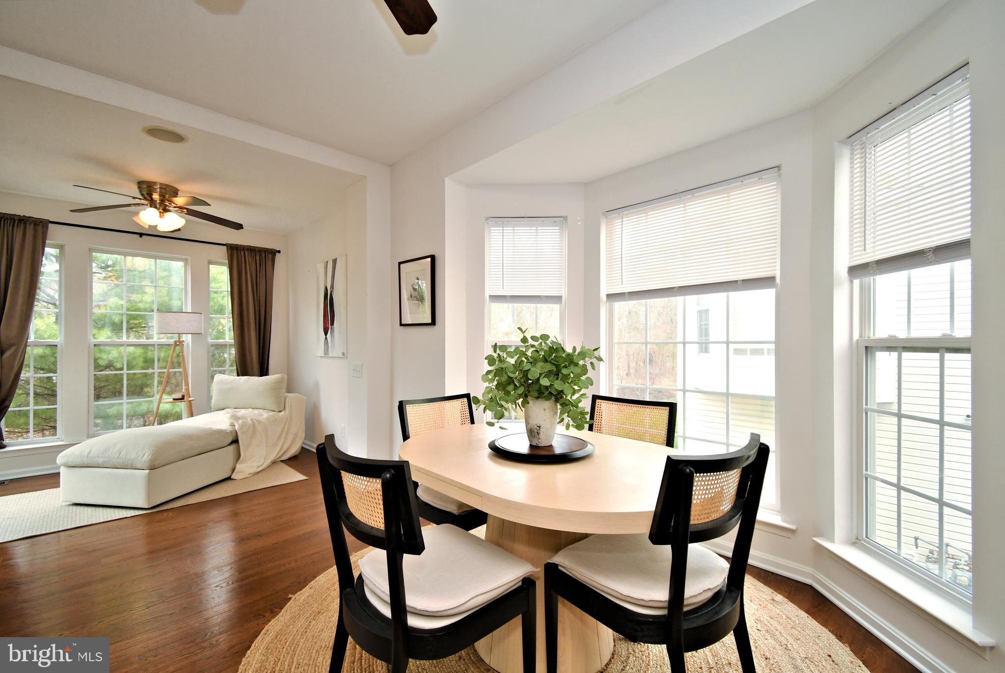 LONGFORD CROSSING - Residential