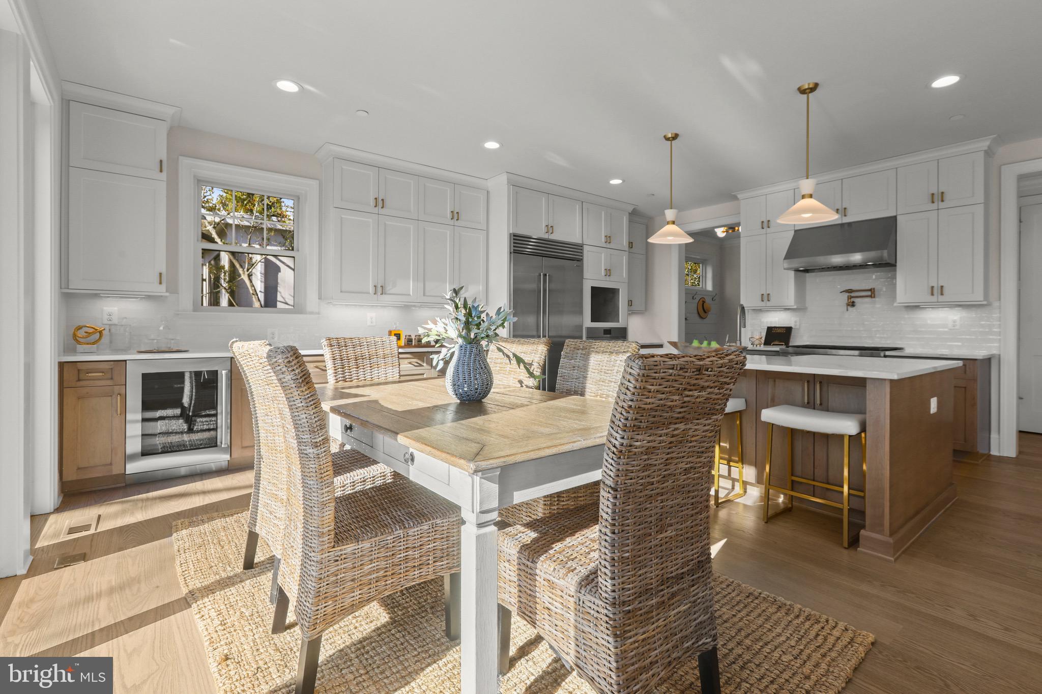 SOMERSET - Residential
