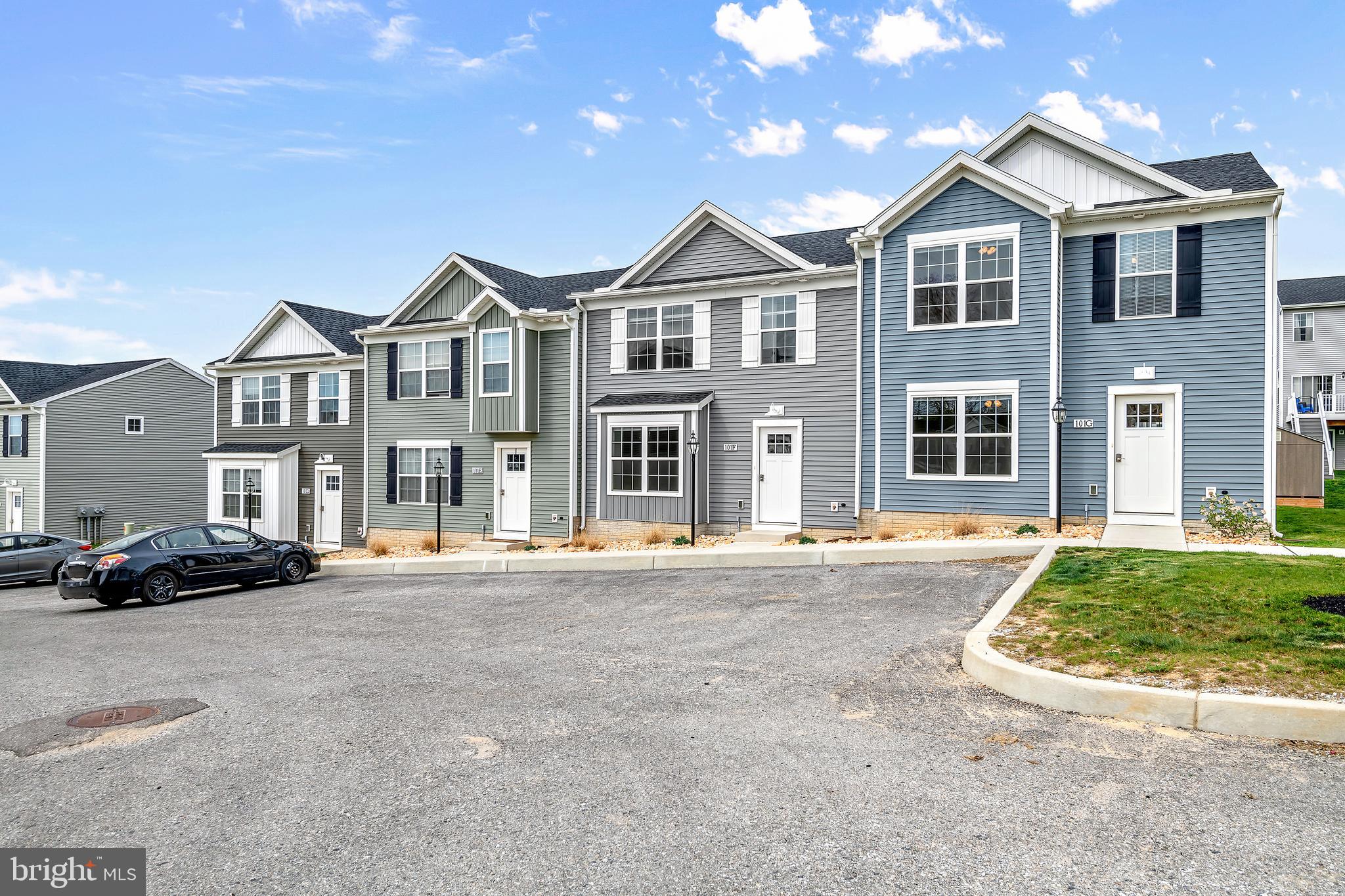 HUDSON RIDGE - Residential Lease