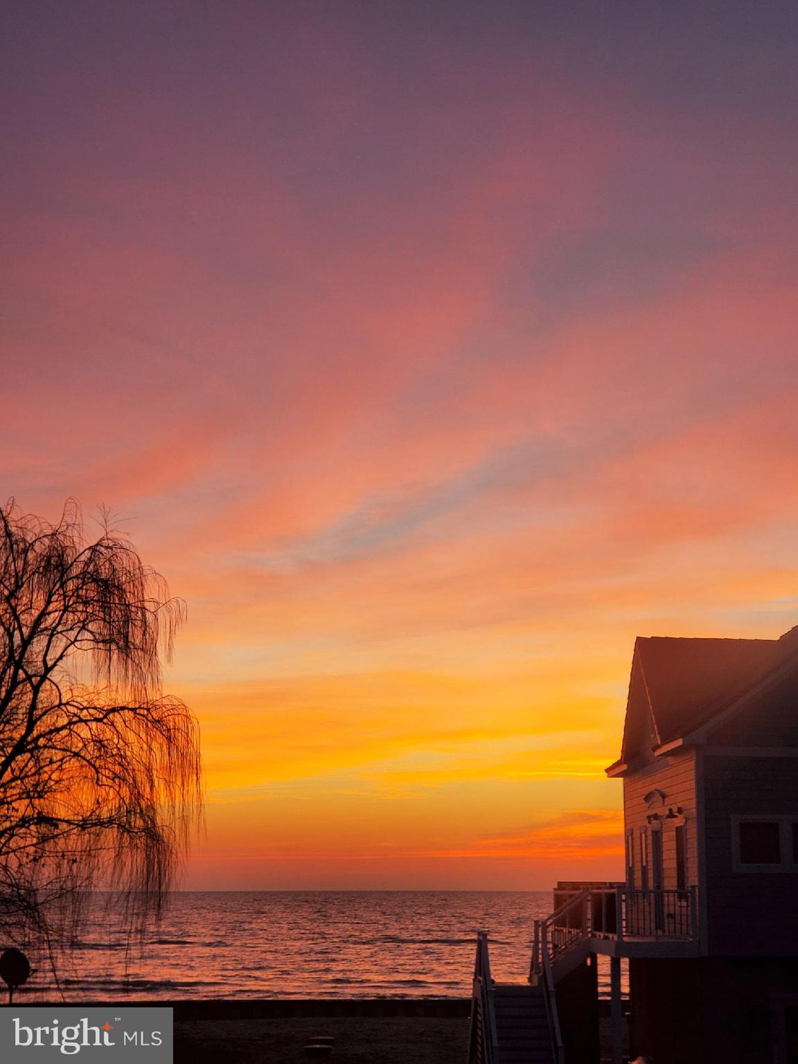 HAYS BEACH - Residential