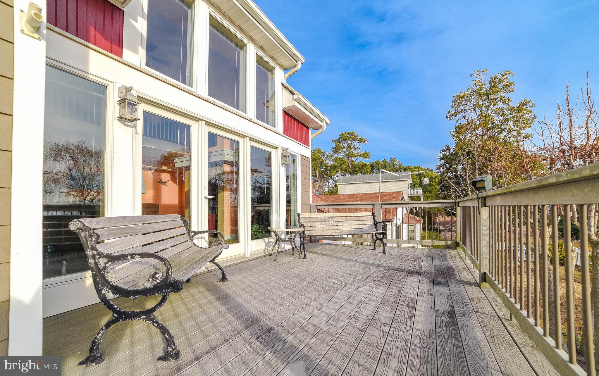 HAYS BEACH - Residential