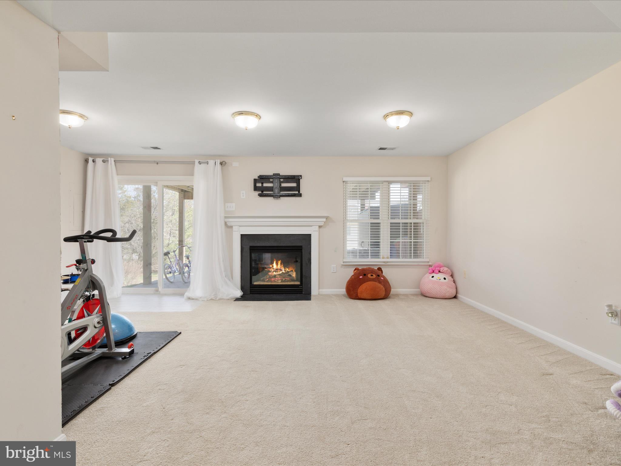 RIDGES AT ASHBURN - Residential