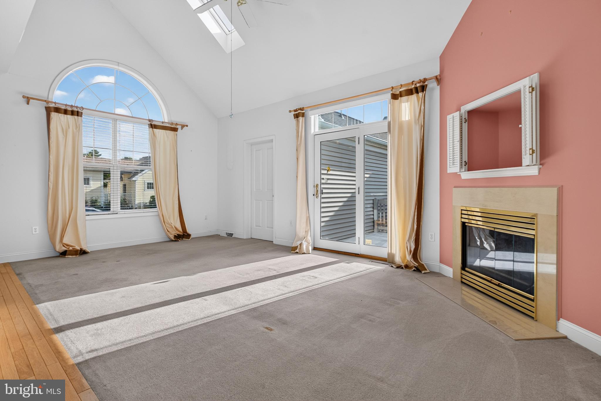 BRIGHTON - Residential