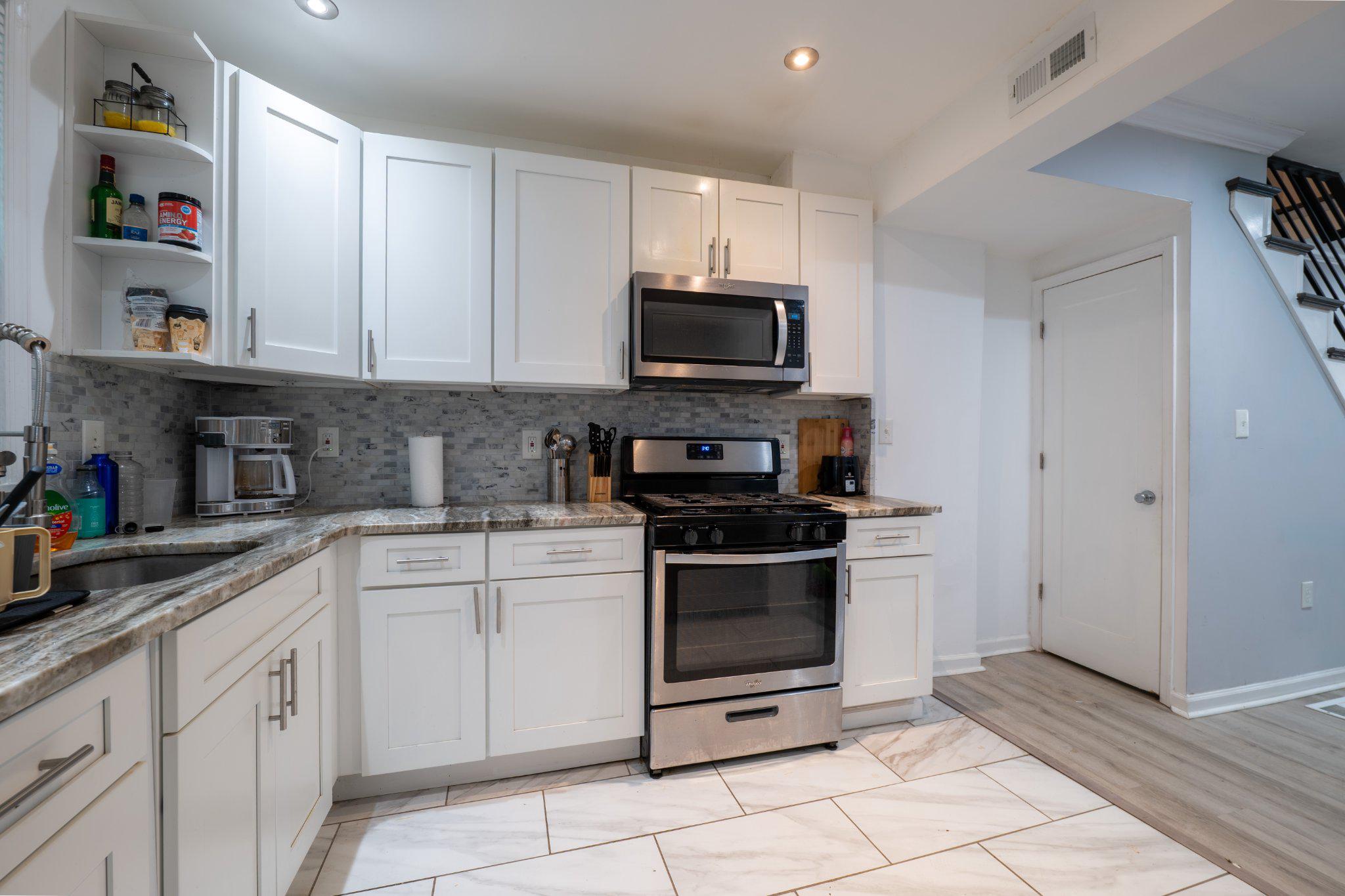 POINT BREEZE - Residential