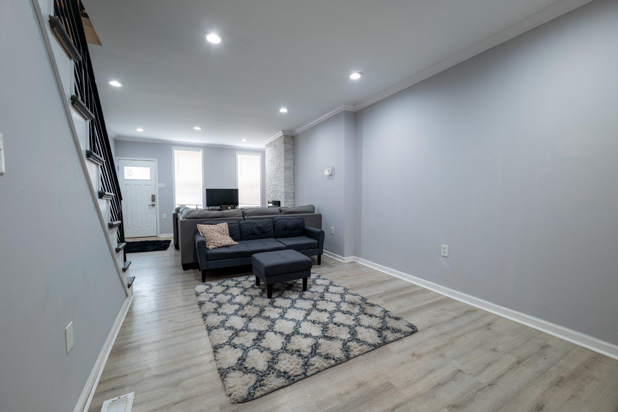 POINT BREEZE - Residential