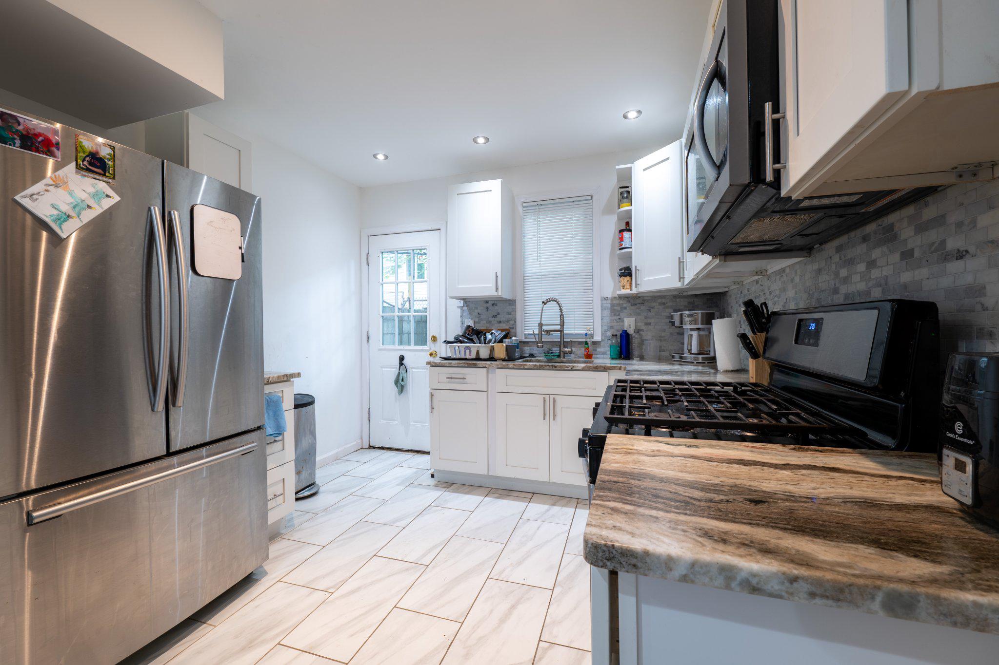 POINT BREEZE - Residential