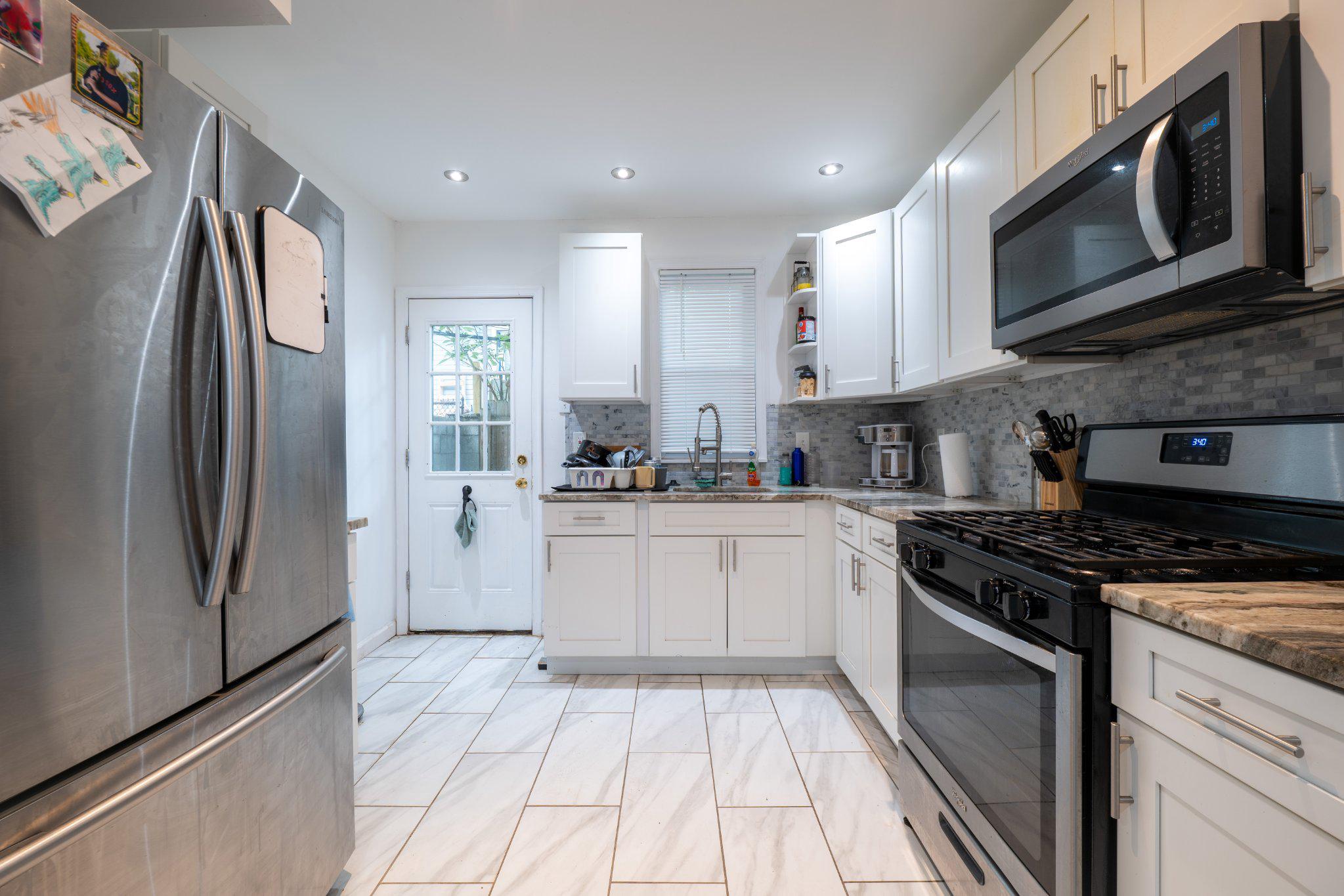 POINT BREEZE - Residential