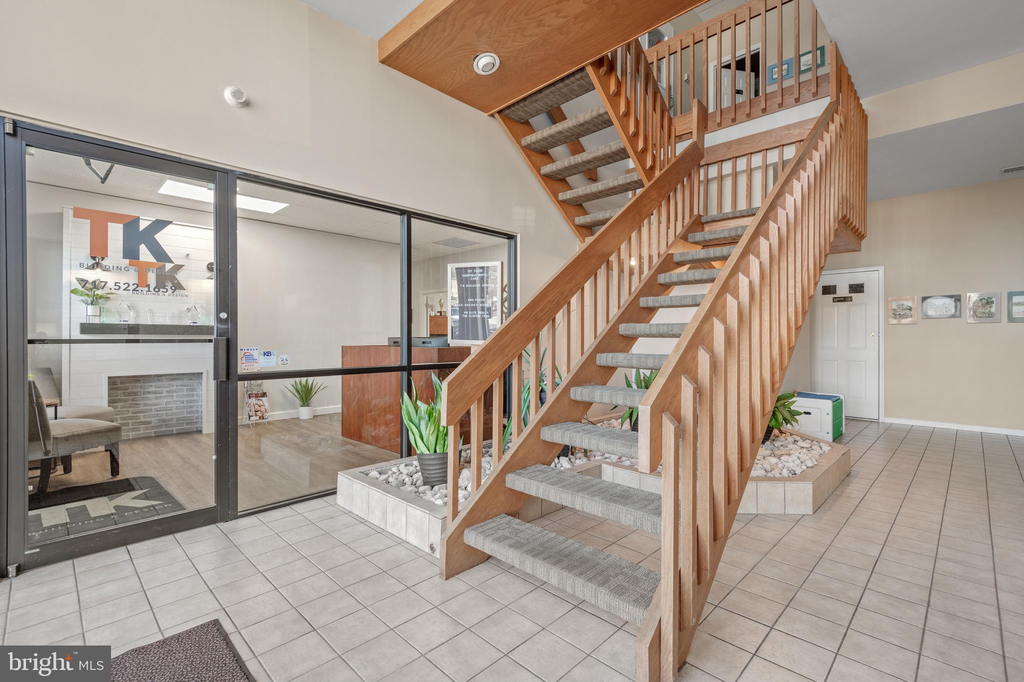 SILVER SPRING - Commercial Sale