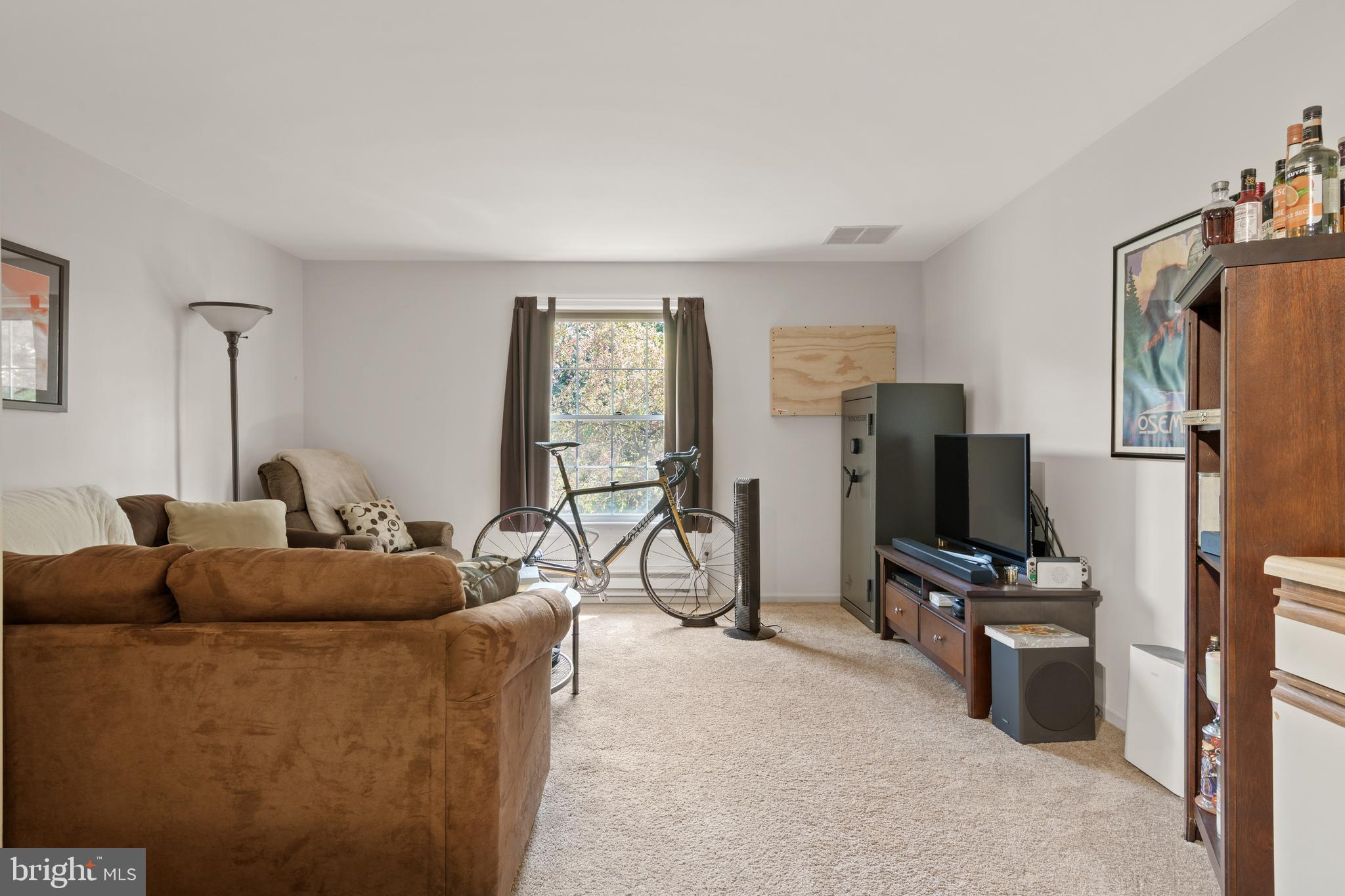SILVER SPRING - Commercial Sale