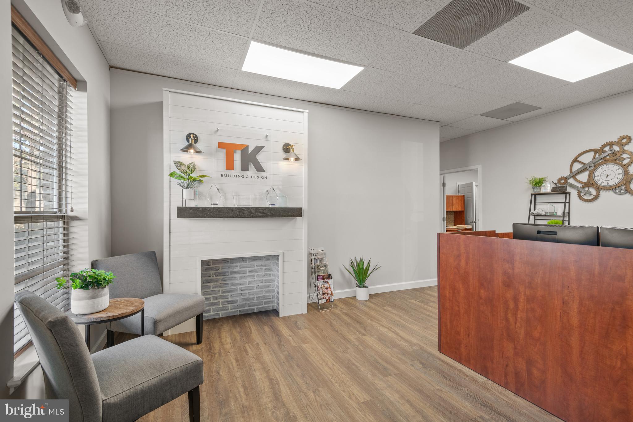 SILVER SPRING - Commercial Sale