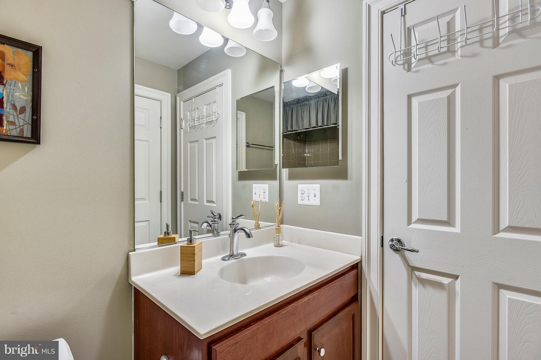 OAKLAWN - Residential