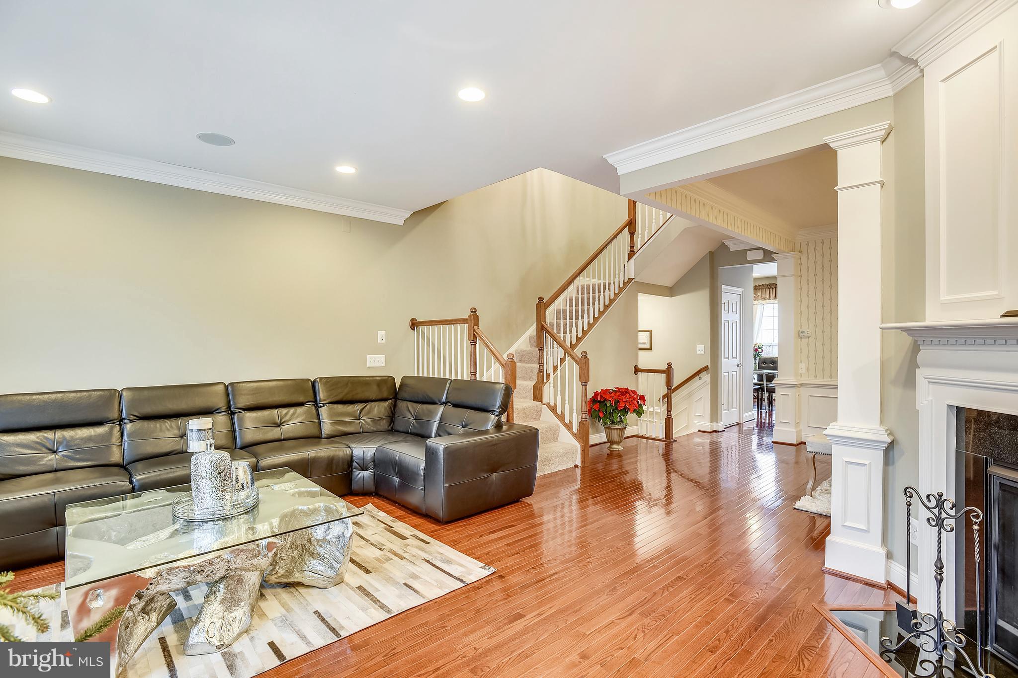 OAKLAWN - Residential