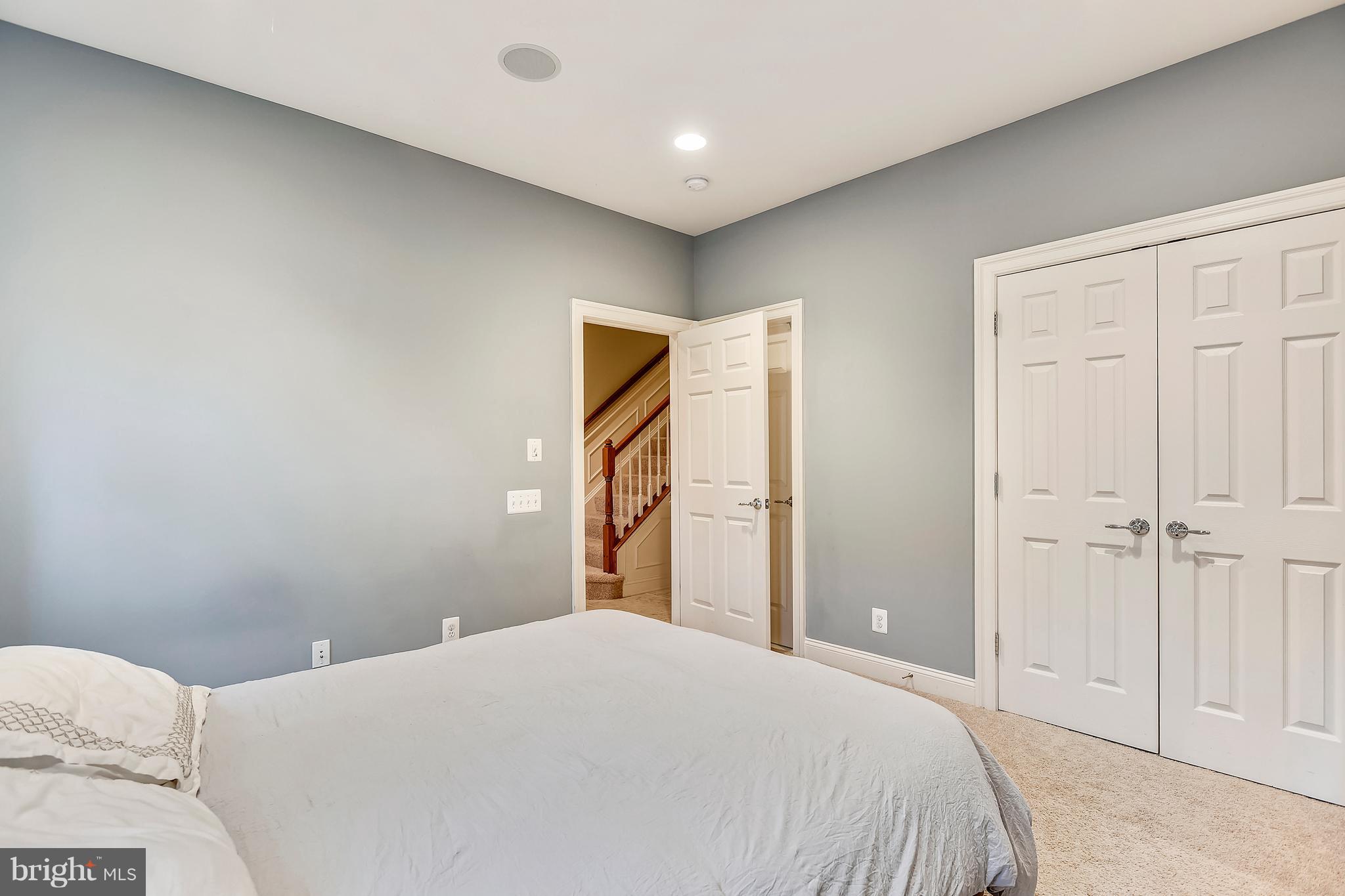 OAKLAWN - Residential