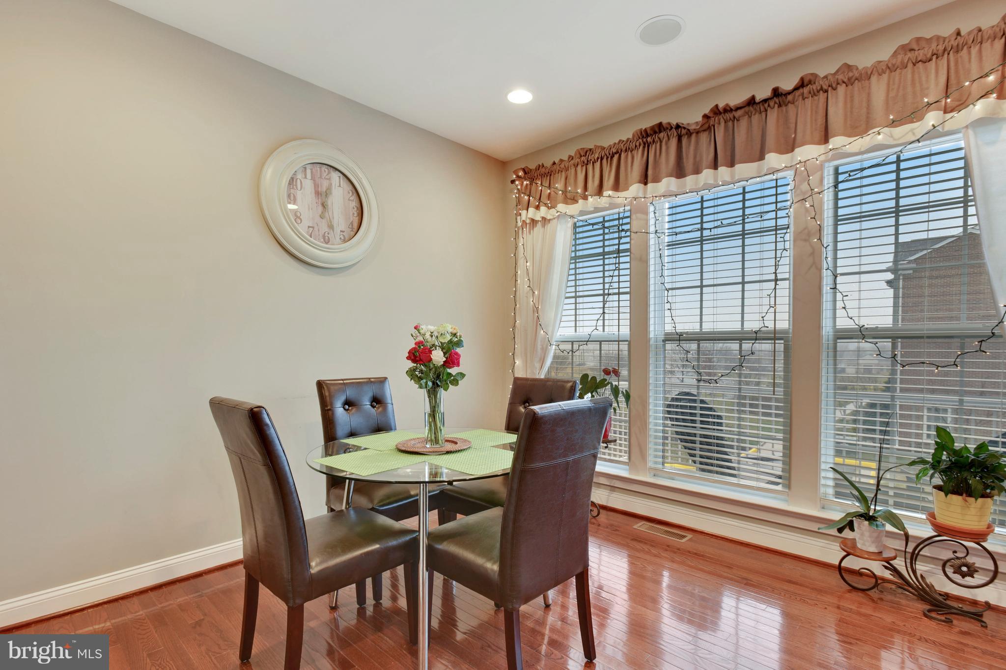 OAKLAWN - Residential