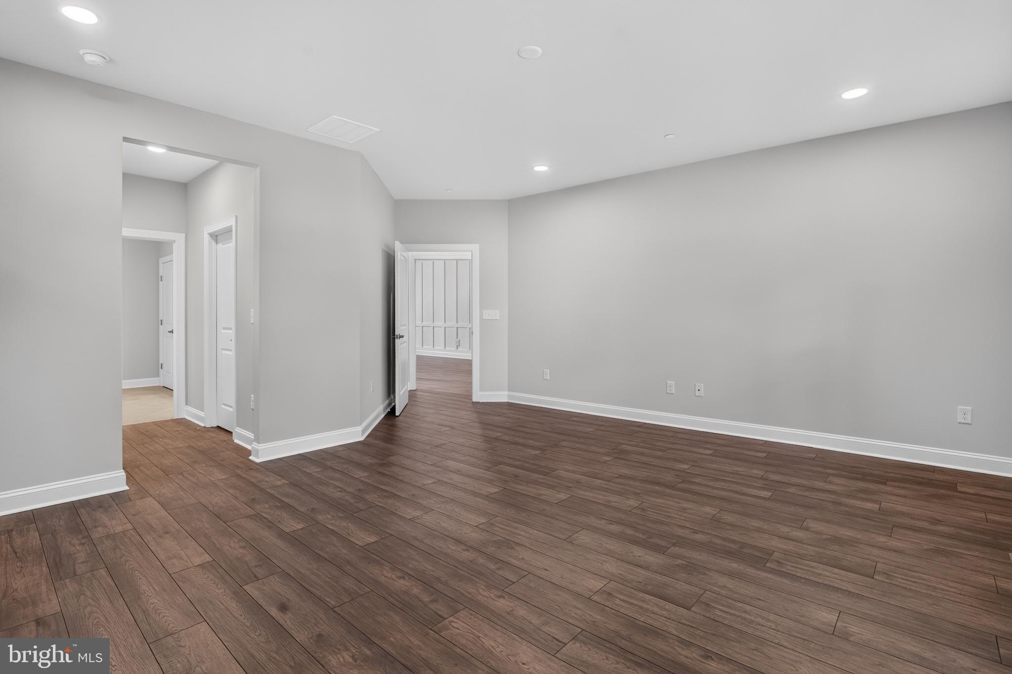 RIVER RUN - Residential