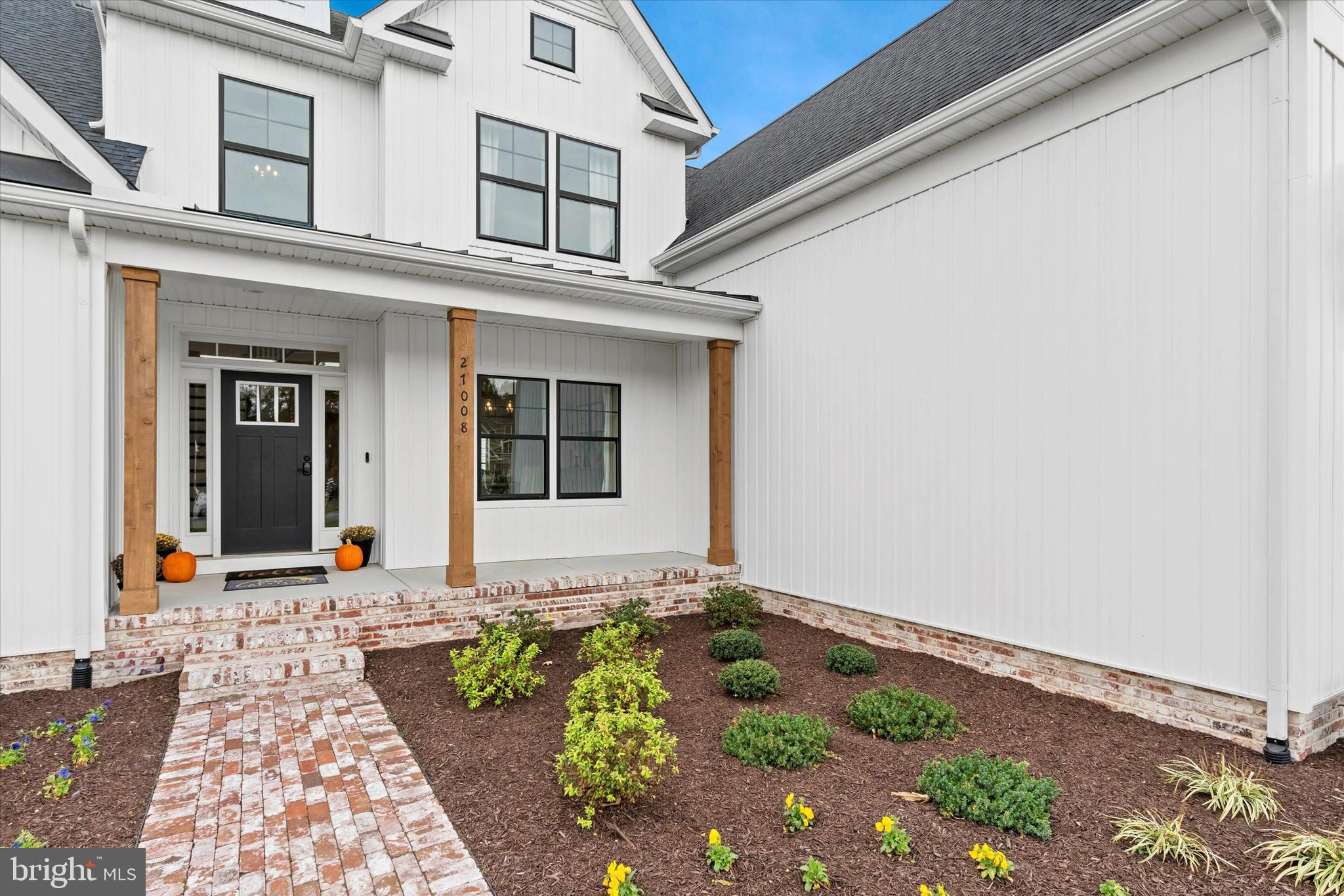 RIVER RUN - Residential