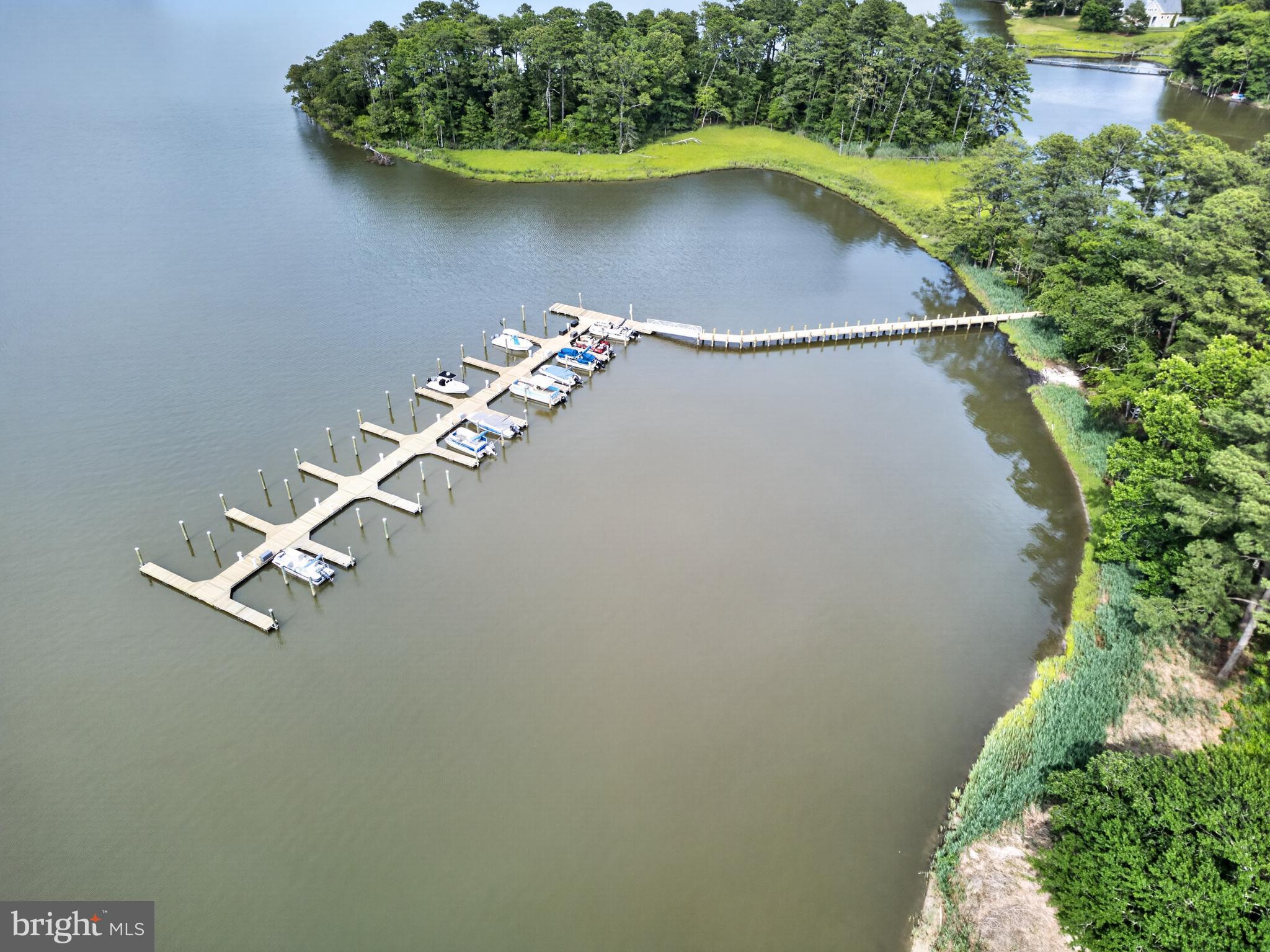 RIVER RUN - Residential
