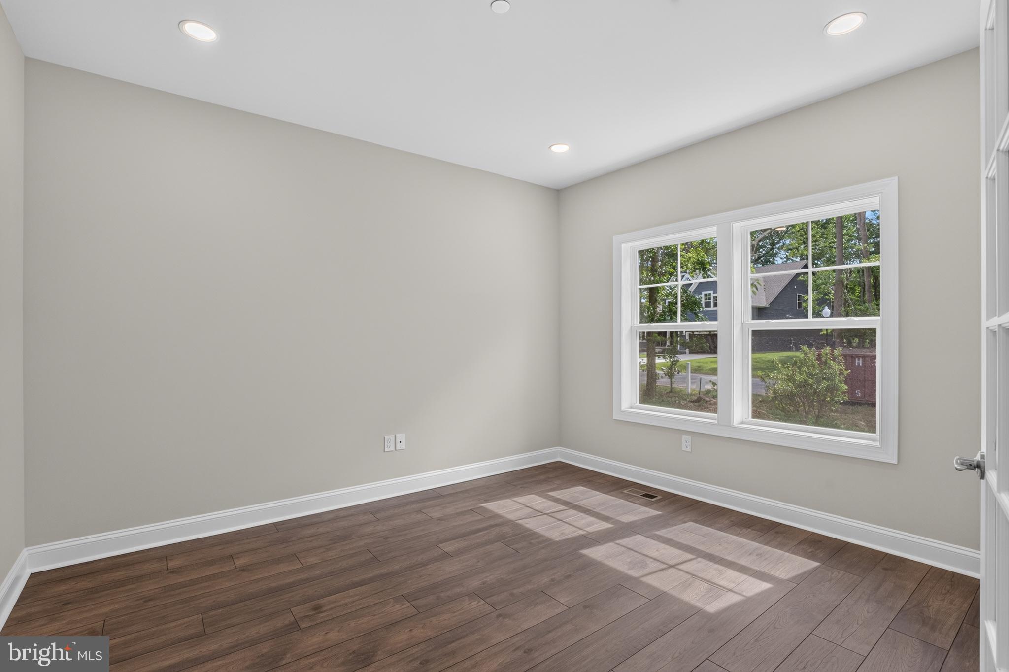 RIVER RUN - Residential