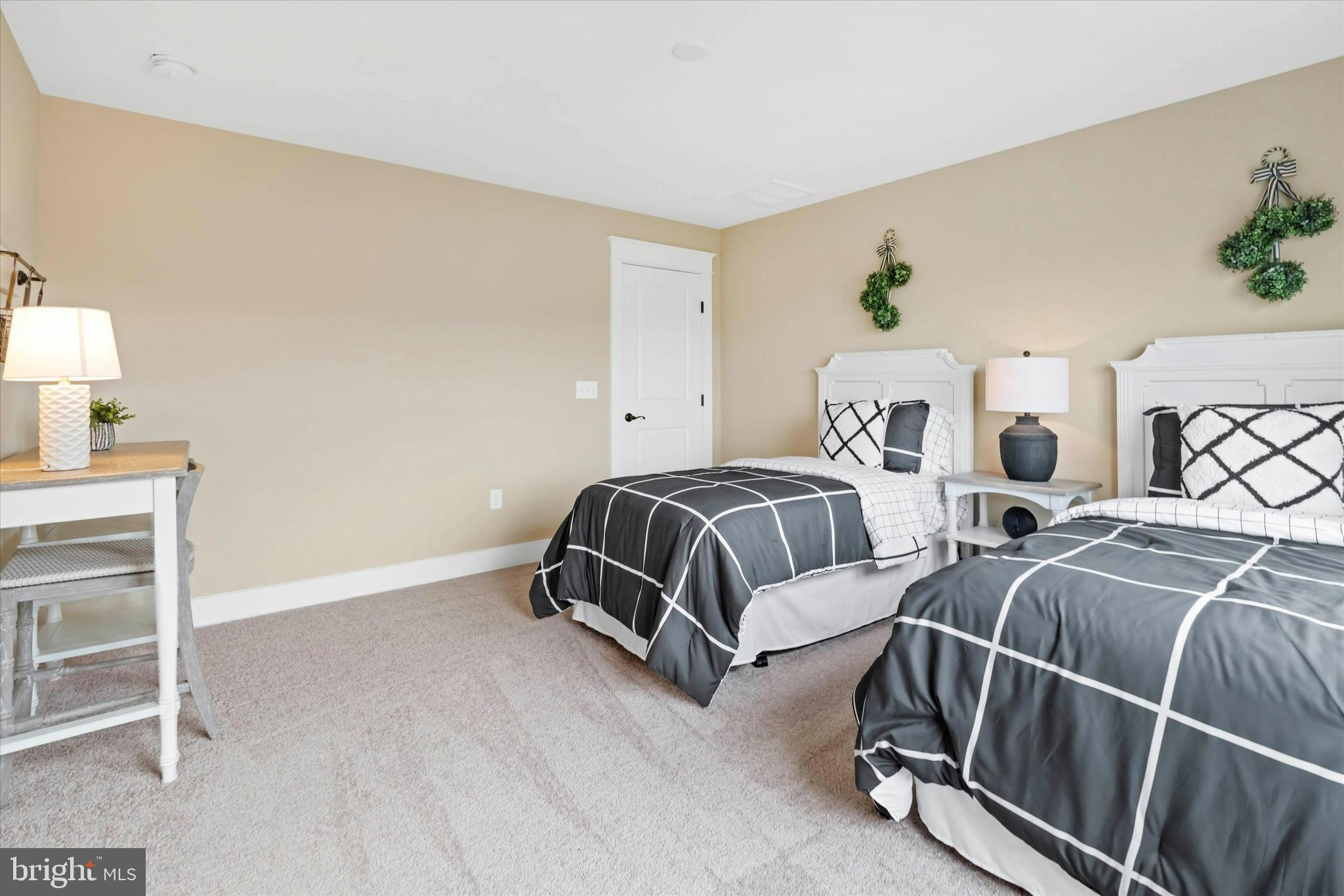 RIVER RUN - Residential