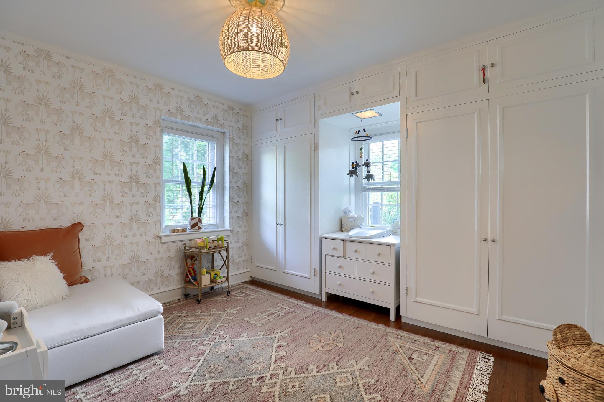 HAMILTON PARK - Residential
