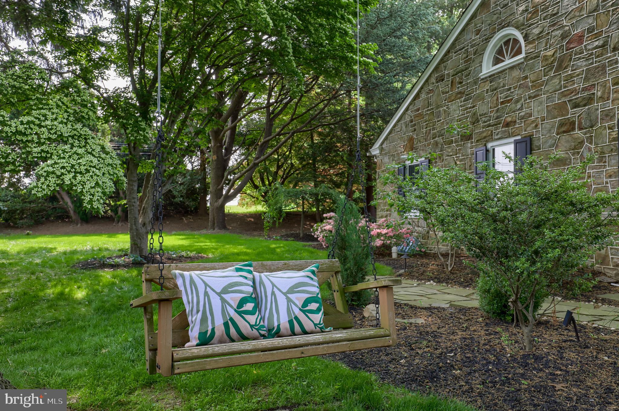 HAMILTON PARK - Residential