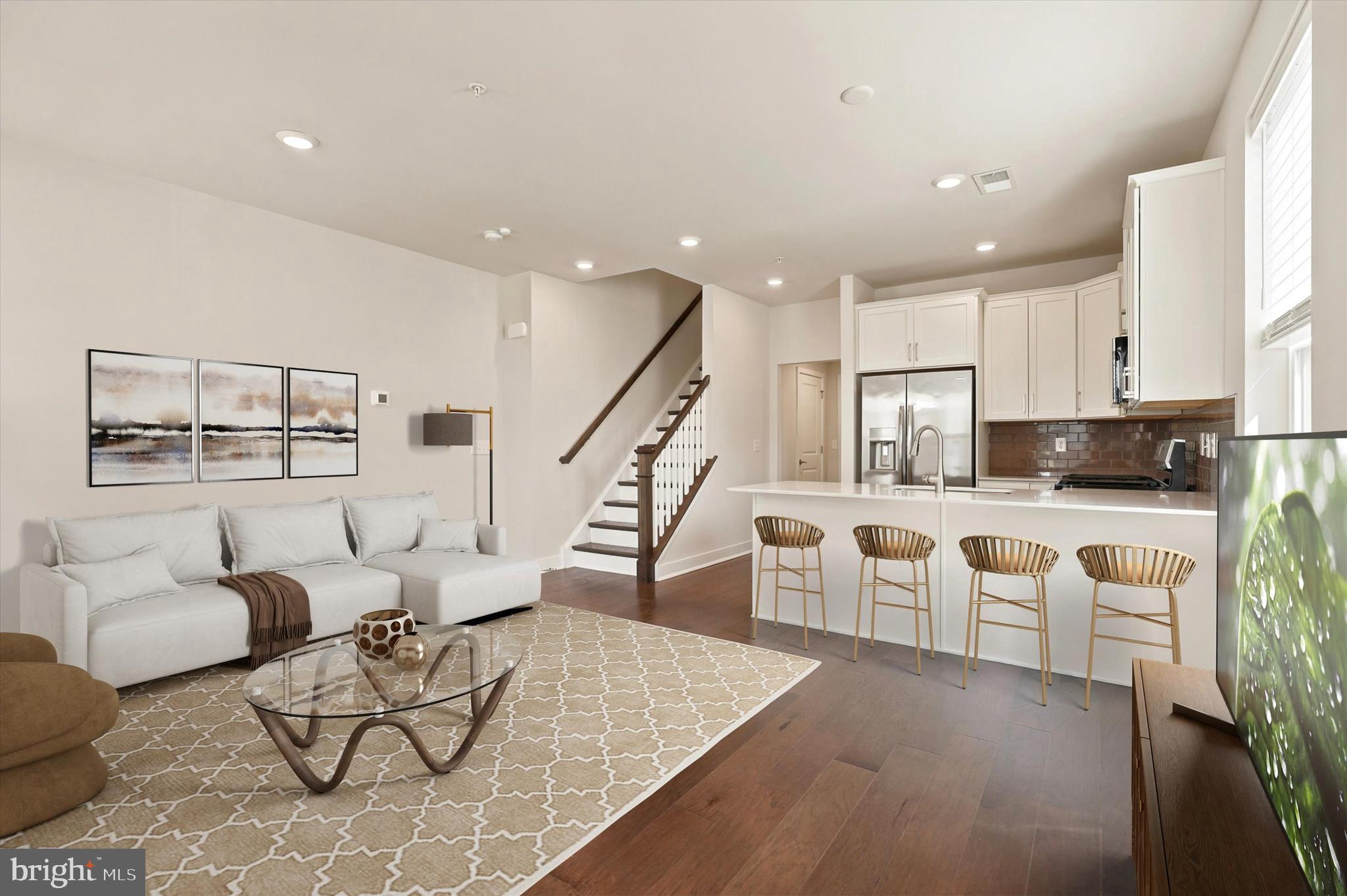 STEELPOINTE - Residential