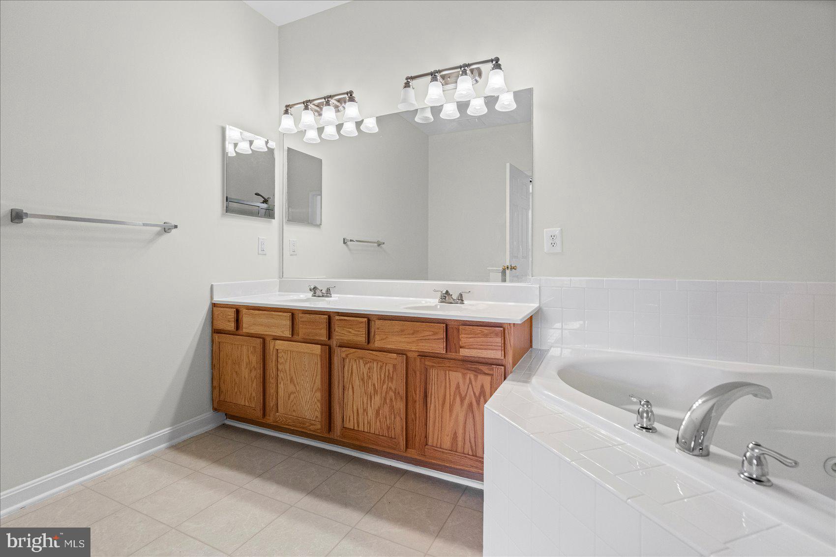 GREENWAY FARMS - Residential