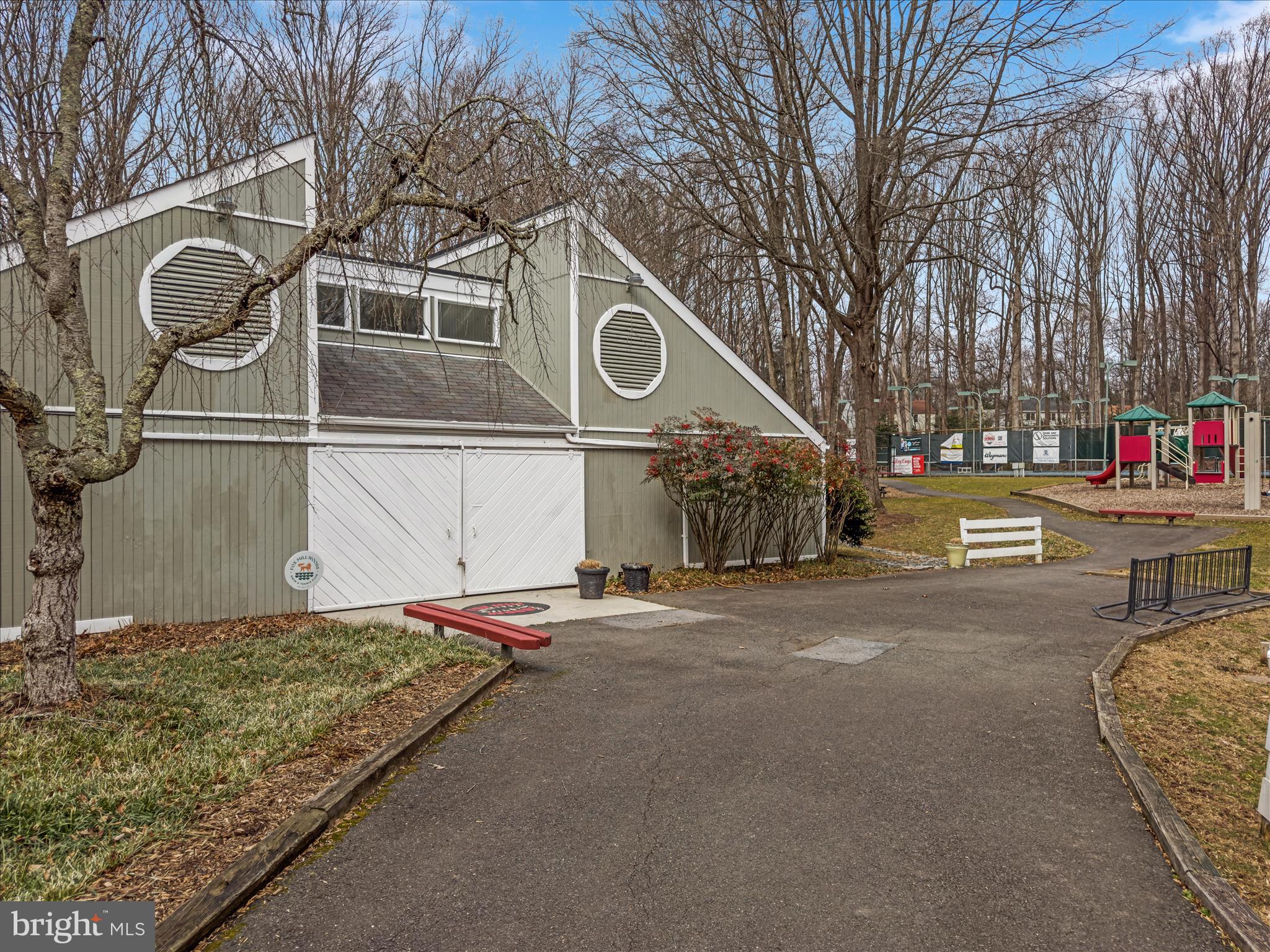 FOX MILL WOODS - Residential