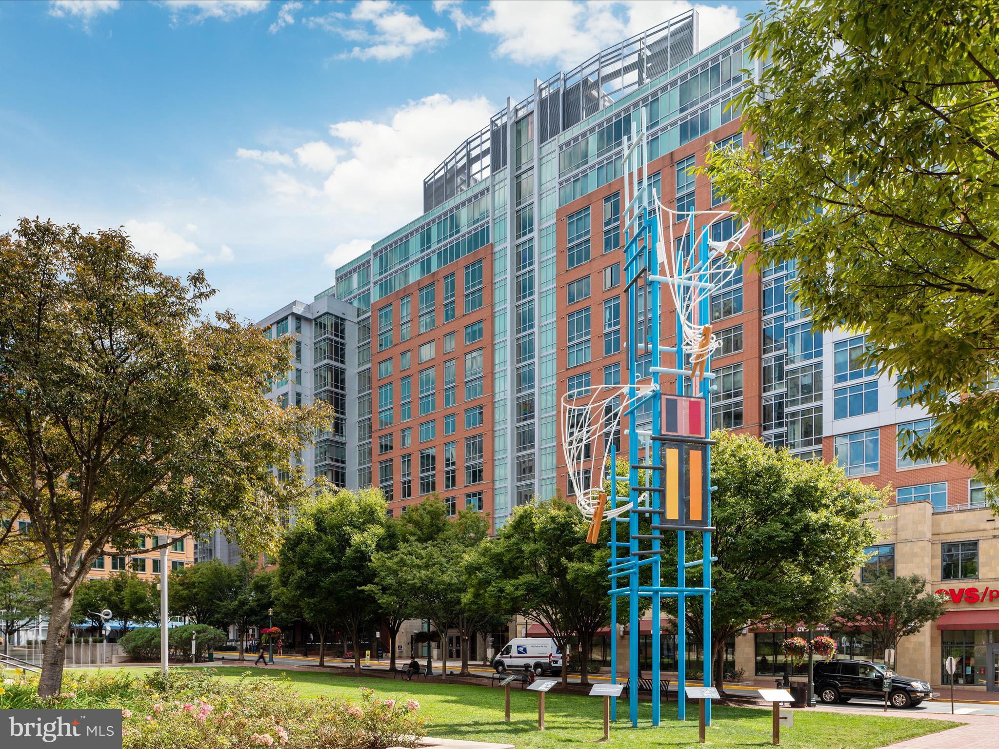 FOX MILL WOODS - Residential
