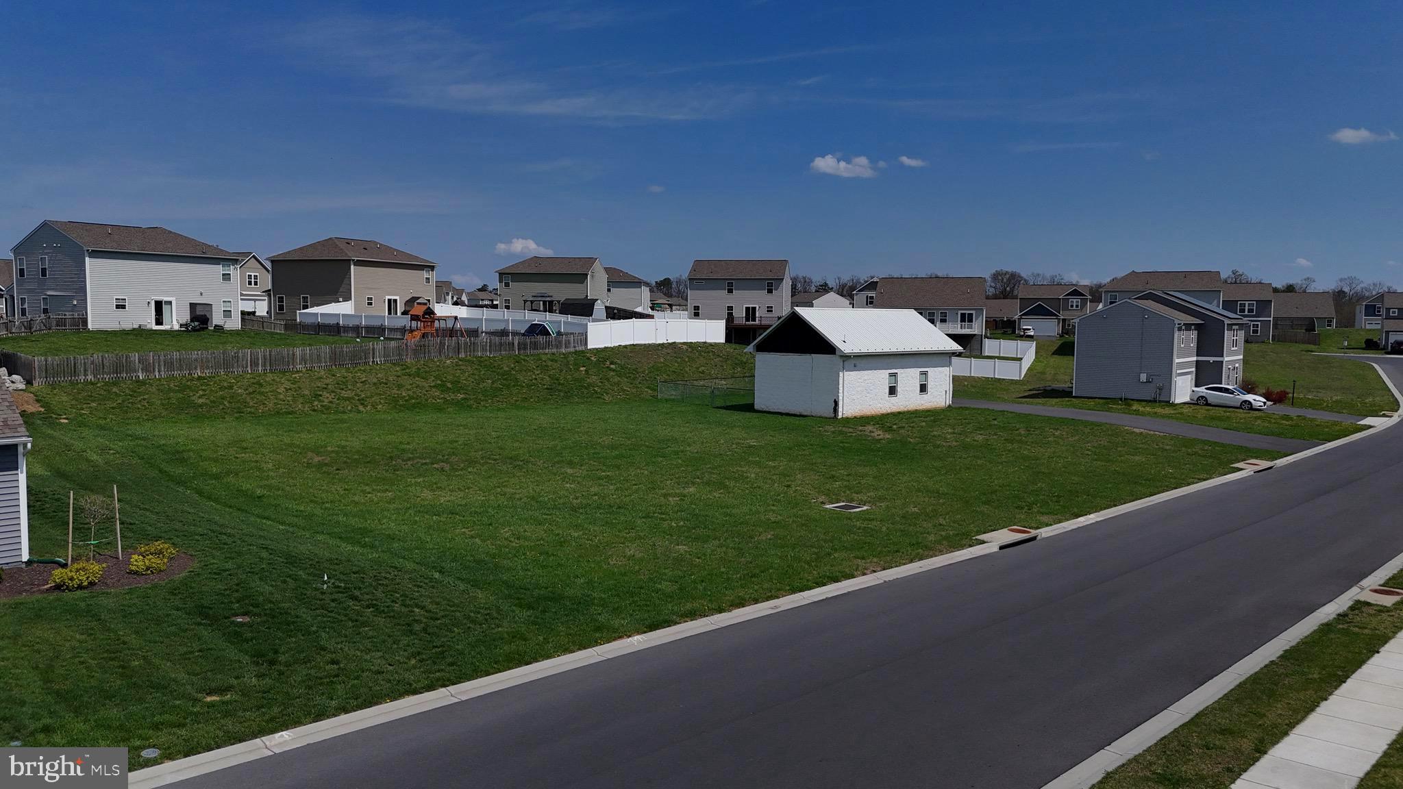 MORNING DOVE ESTATES - Residential