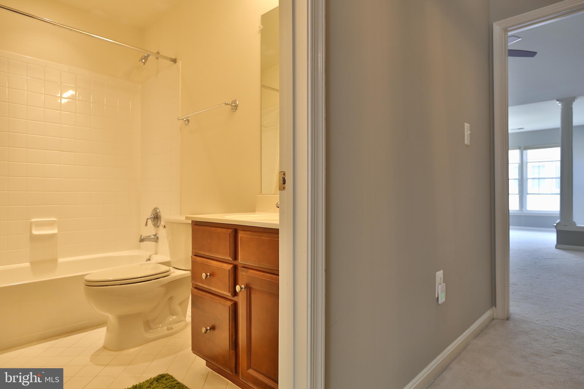 FAIR OAKS - Residential Lease