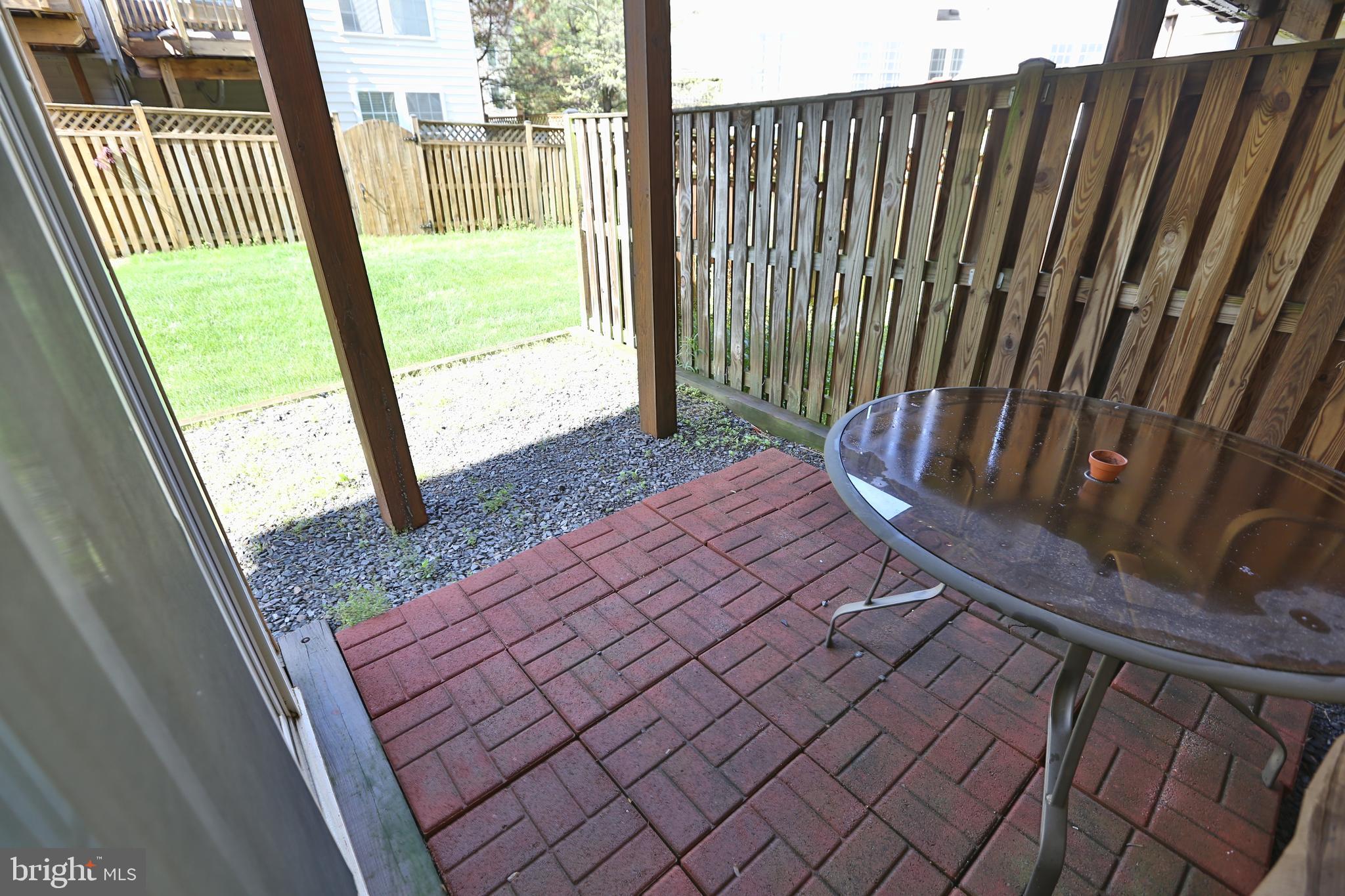 FAIR OAKS - Residential Lease