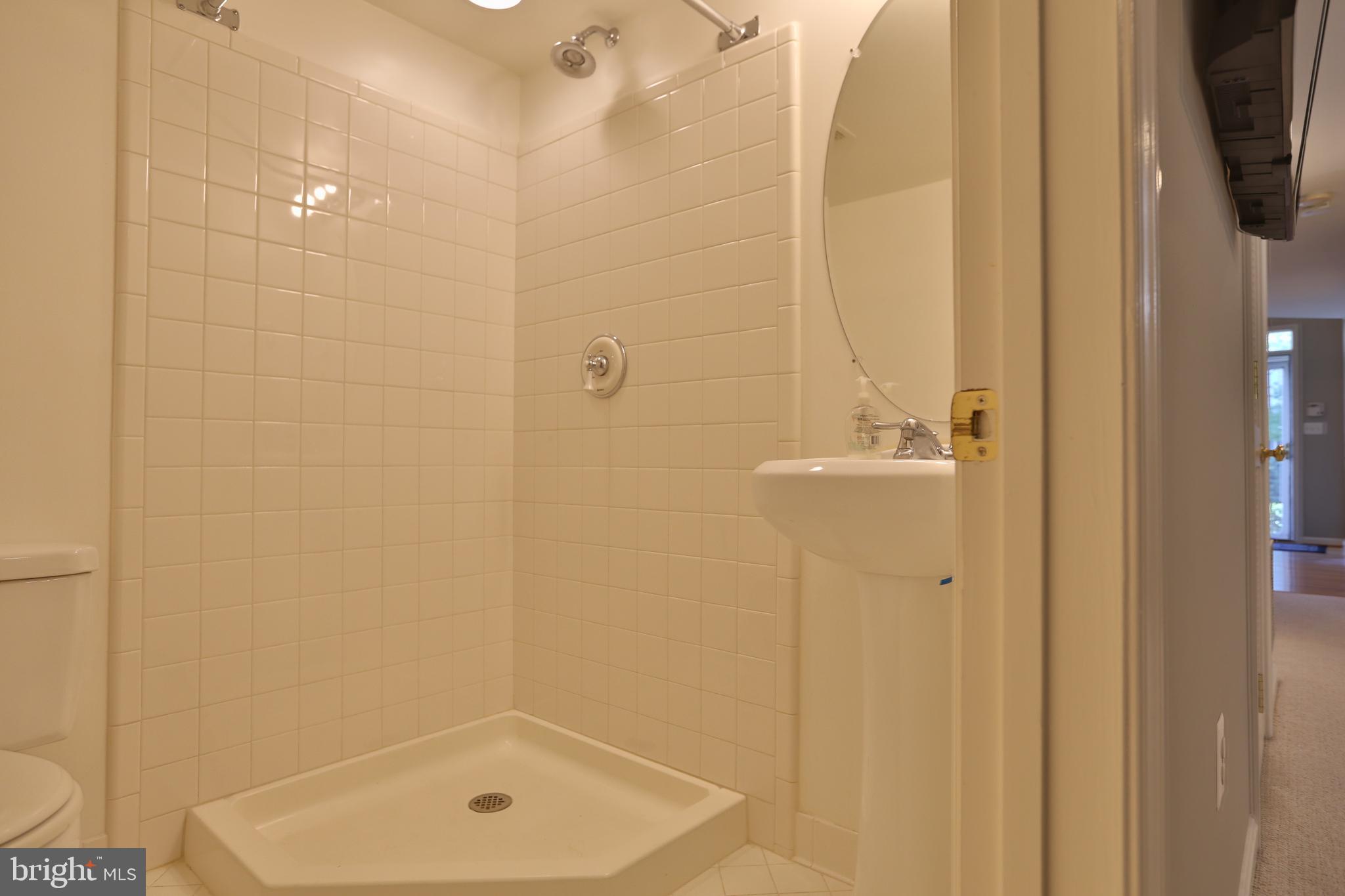 FAIR OAKS - Residential Lease