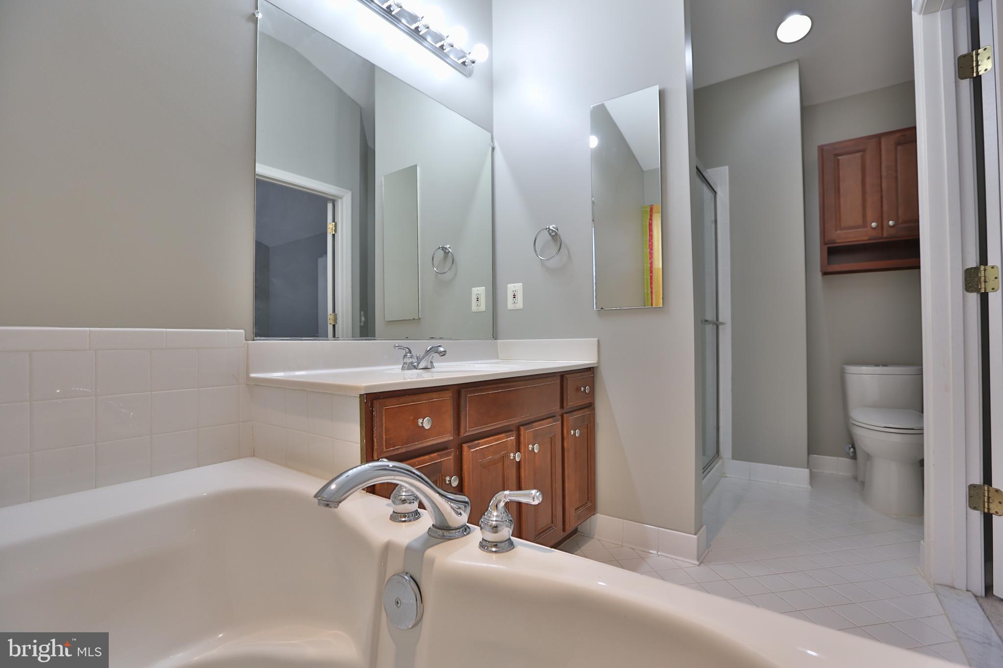 FAIR OAKS - Residential Lease