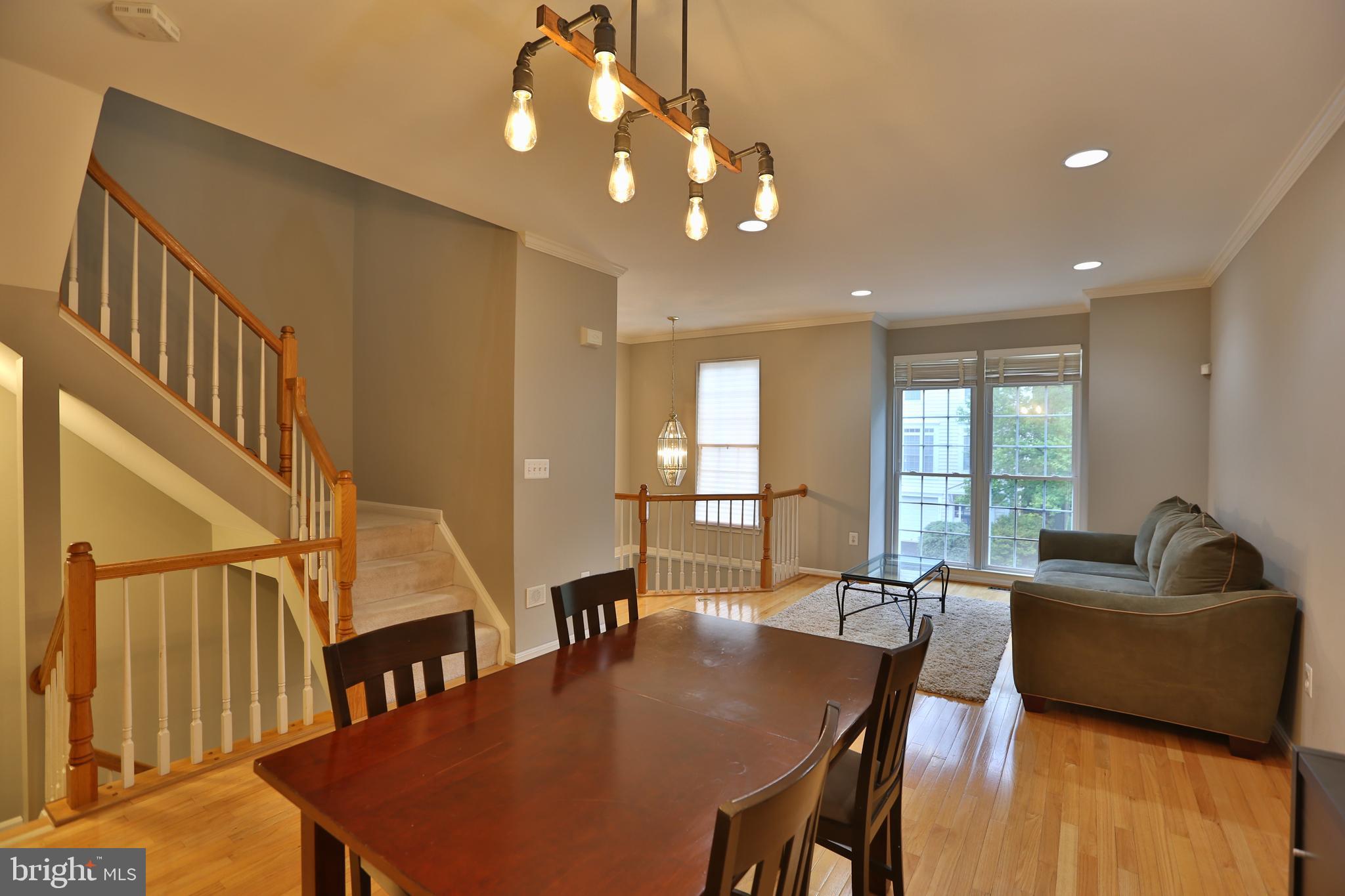 FAIR OAKS - Residential Lease