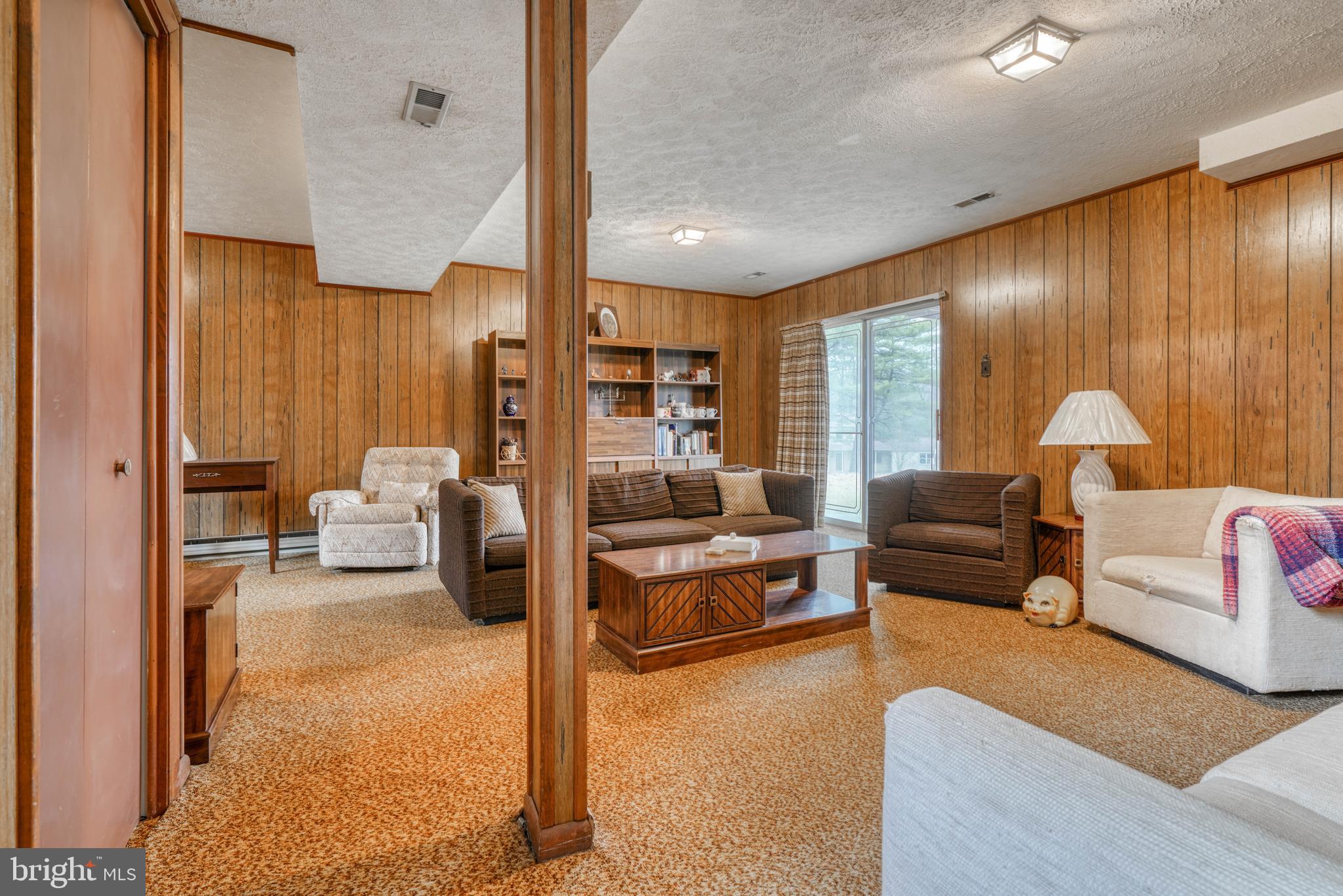 VALLEY HILLS - Residential